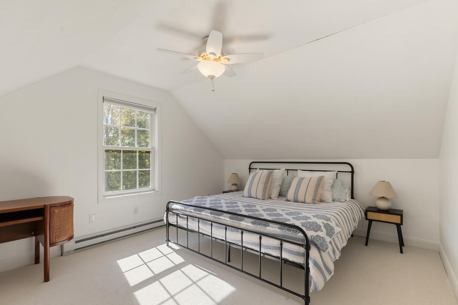 13 Hilton Dr