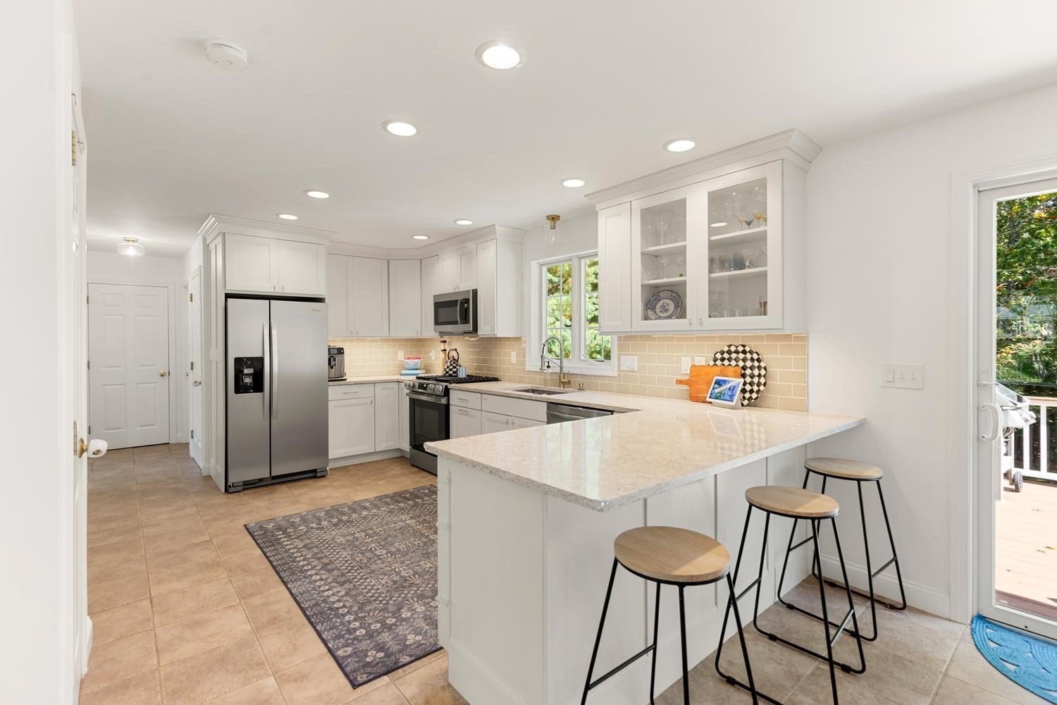 13 Hilton Dr
