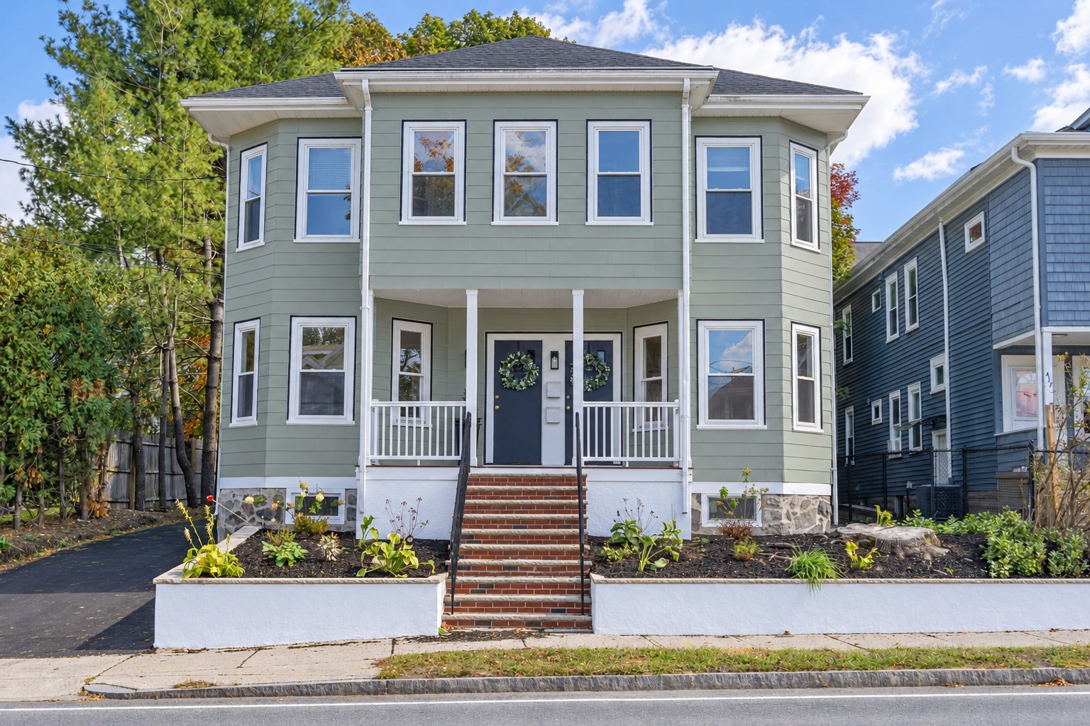 419-421 Washington St