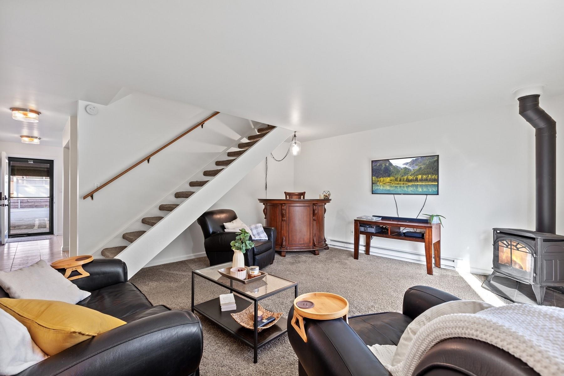 315 S Shoreline Dr
