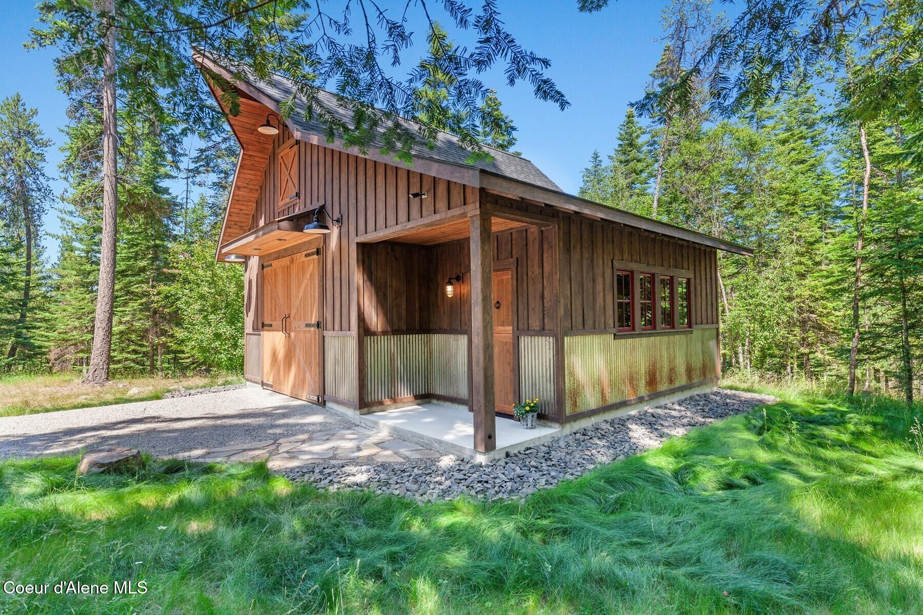 4456 E Eagles Mere Rd