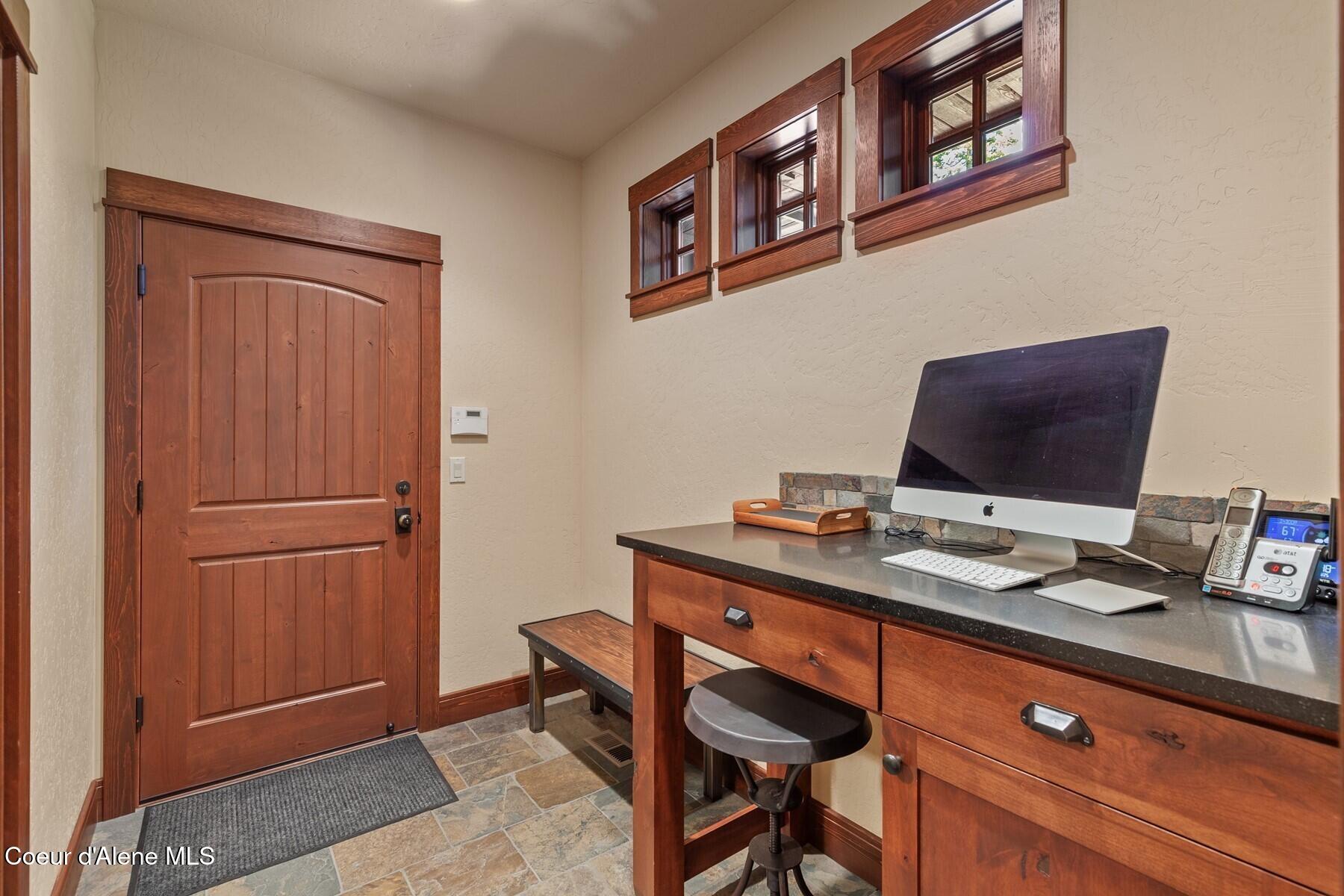 4456 E Eagles Mere Rd