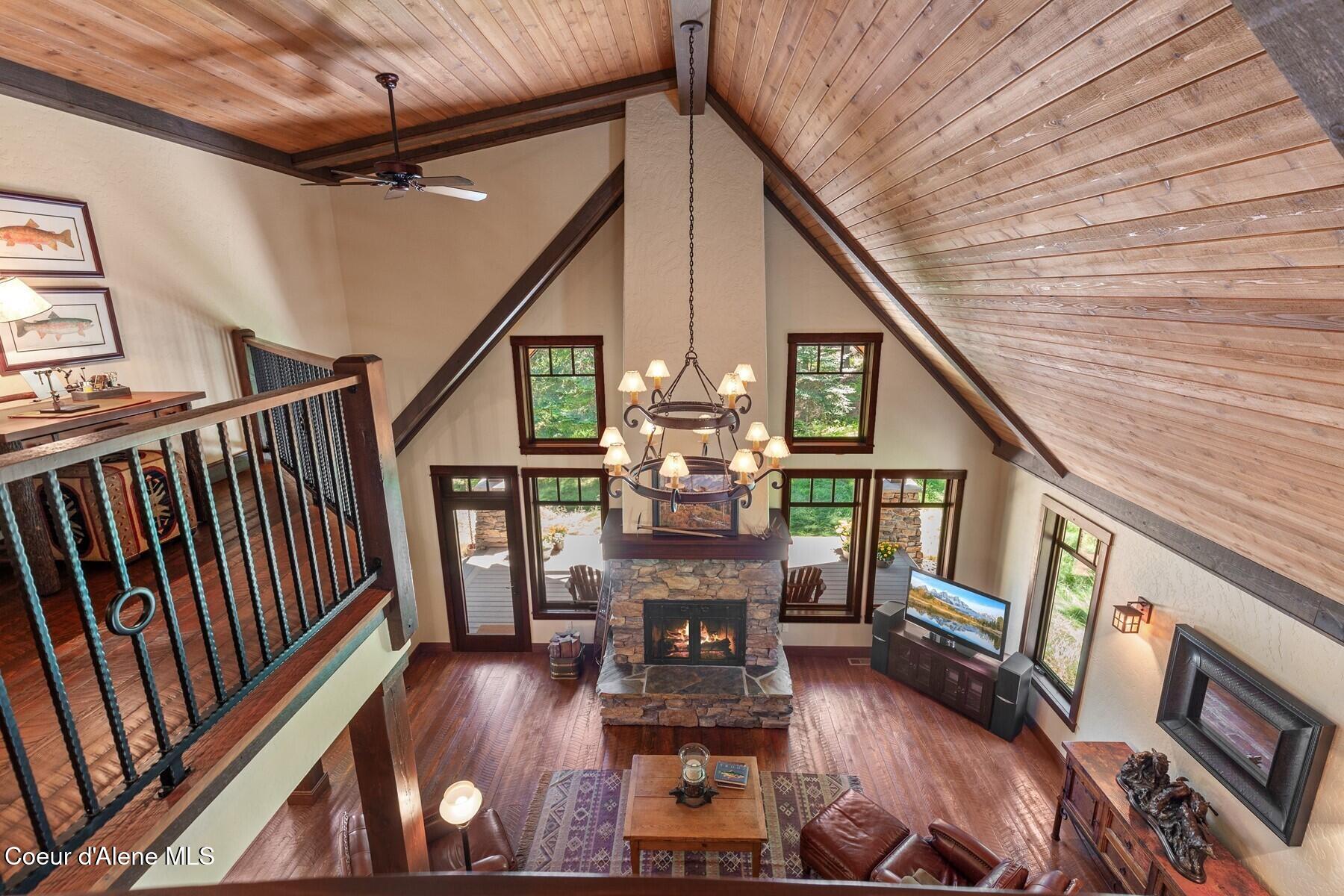 4456 E Eagles Mere Rd