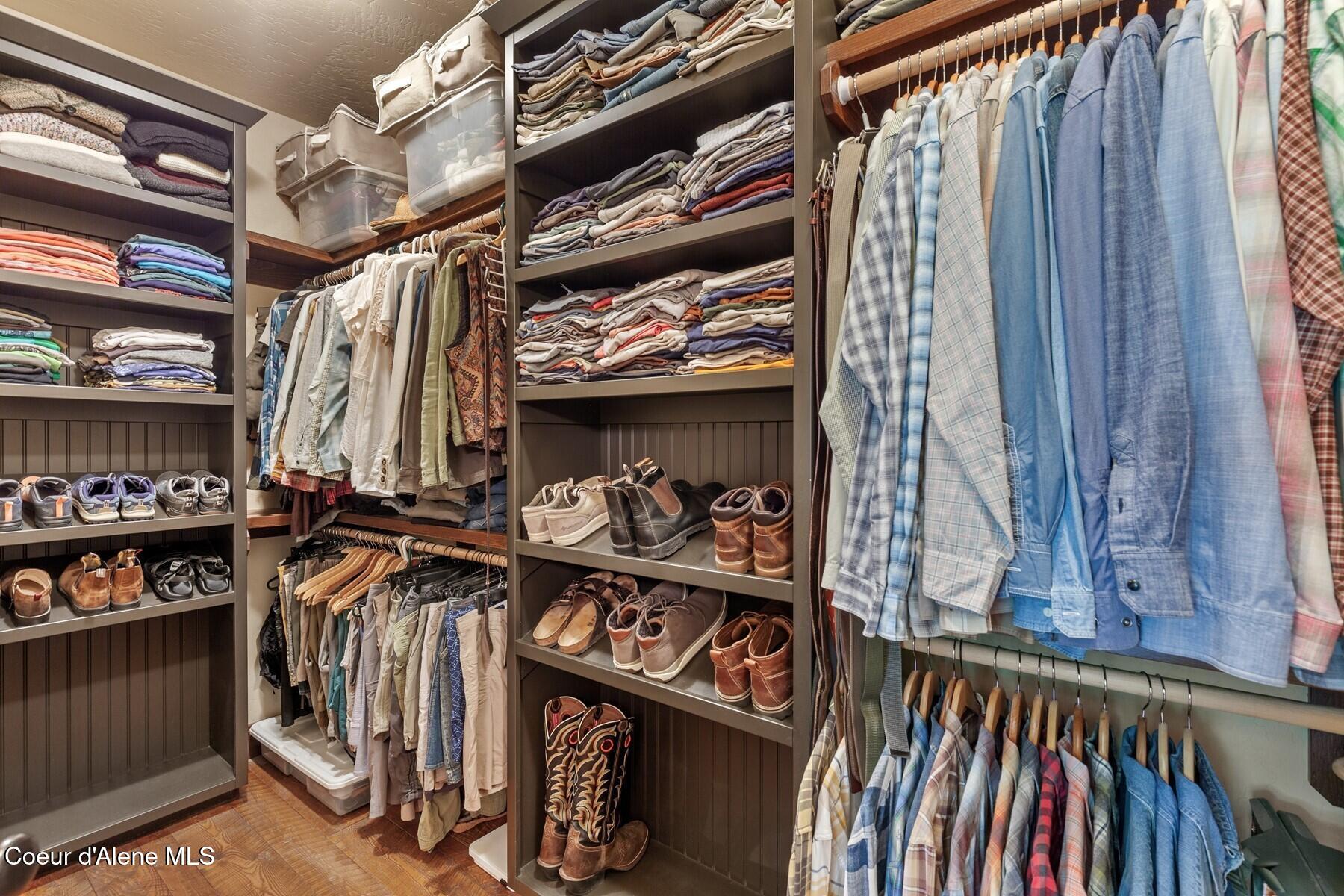 4456 E Eagles Mere Rd