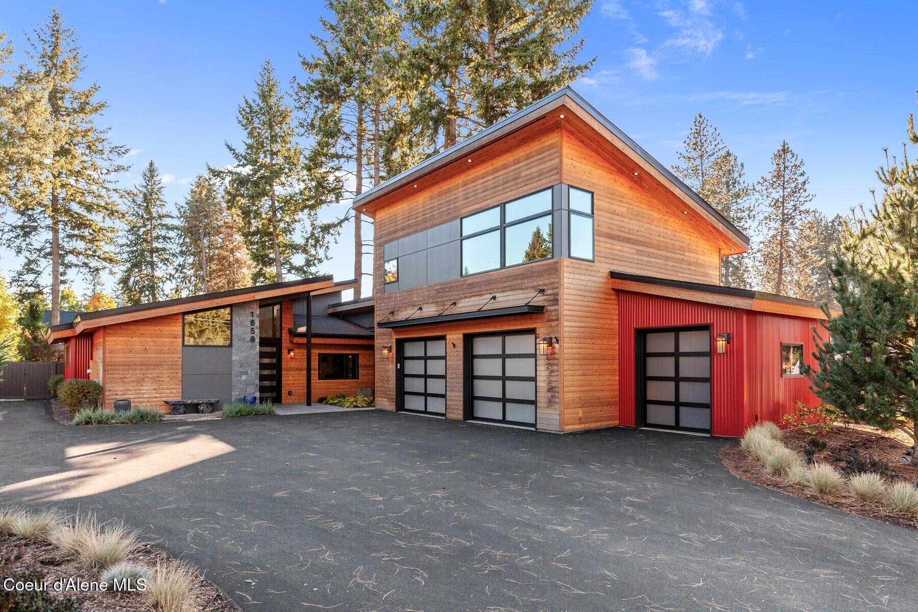 1658 E Hayden Avenue, Hayden Lake