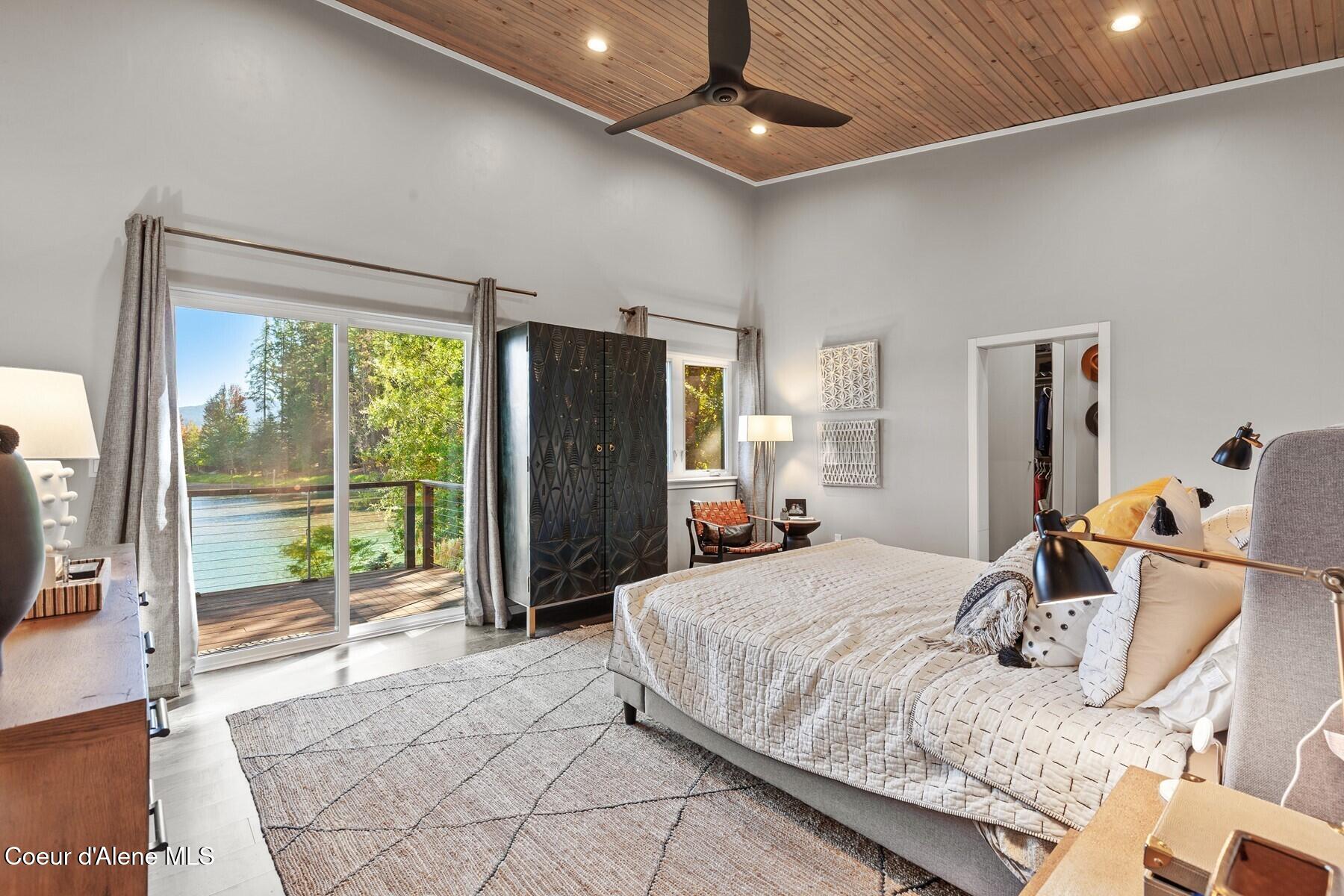 2982 W Everwell Bay Lane, Coeur d'Alene