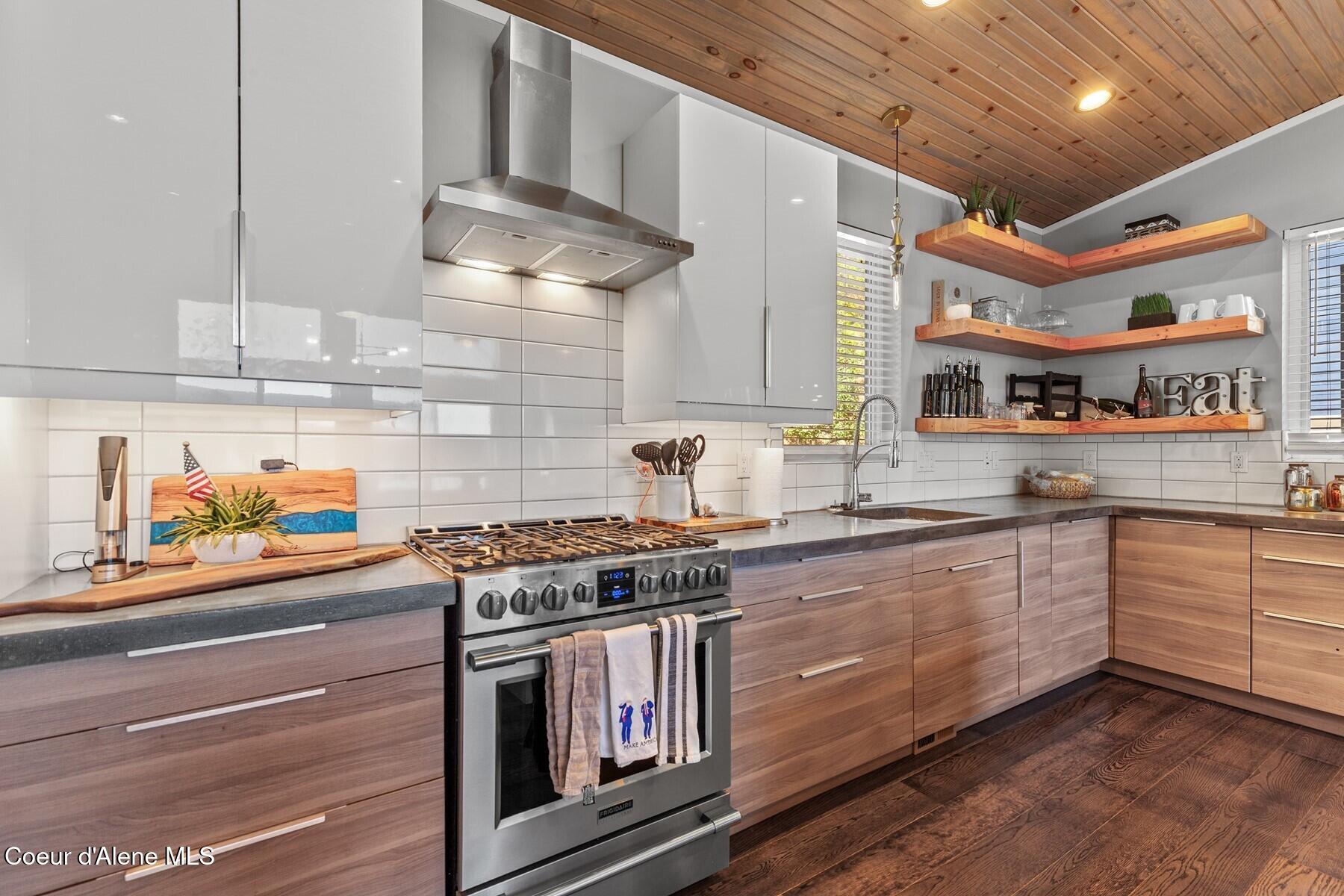 2982 W Everwell Bay Lane, Coeur d'Alene