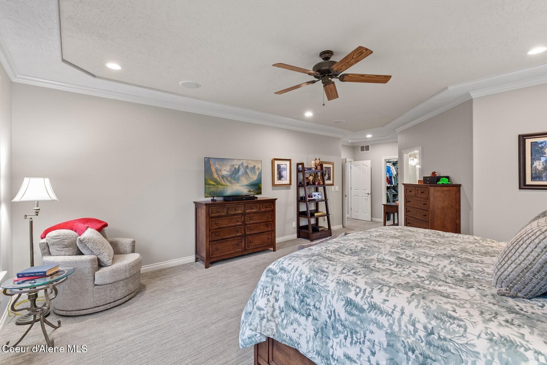 12155 N Yearling Circle