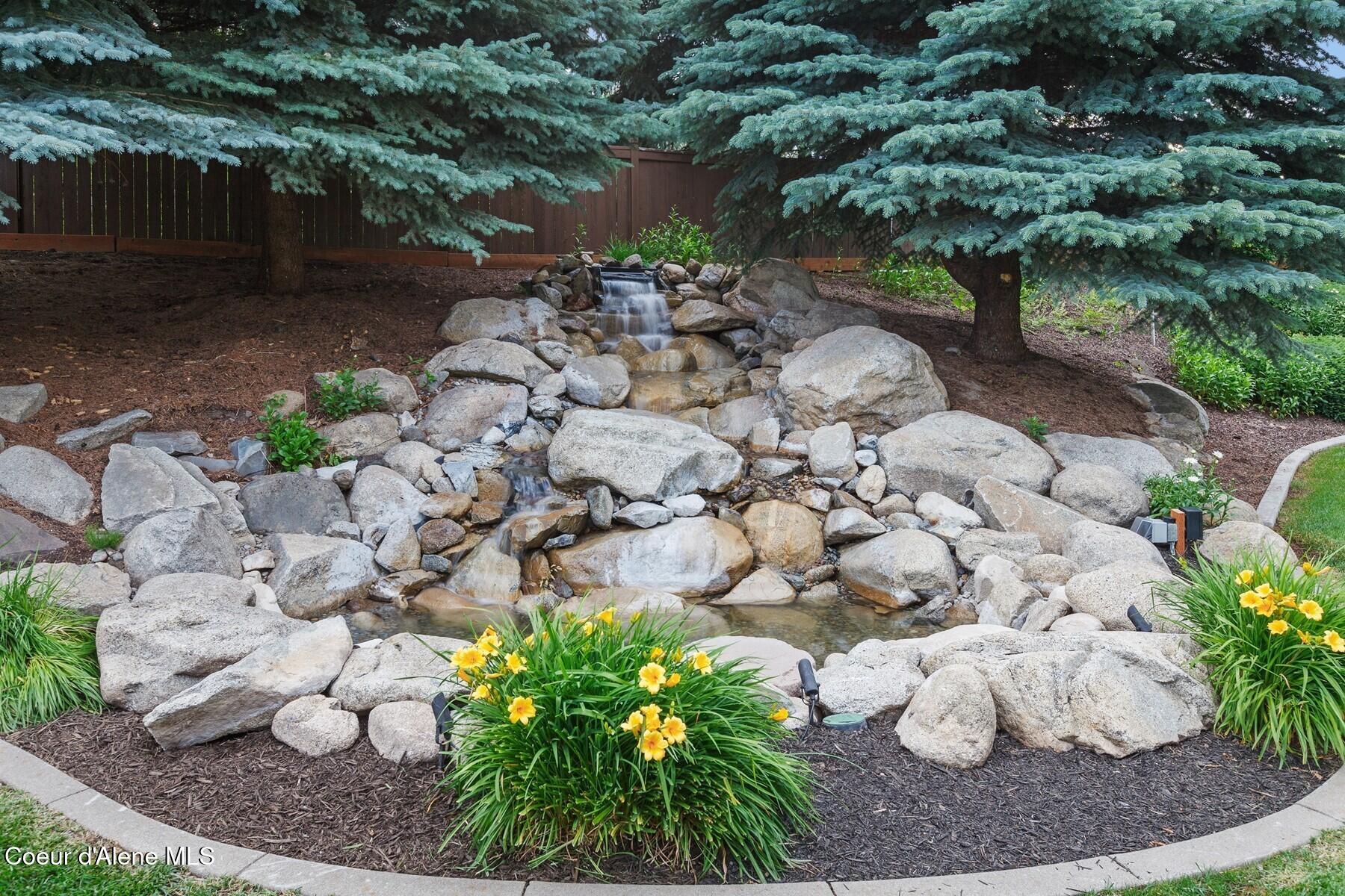 12155 N Yearling Circle