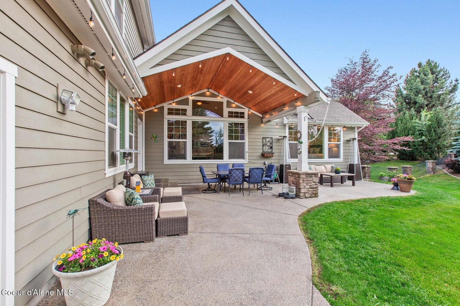 12155 N Yearling Circle