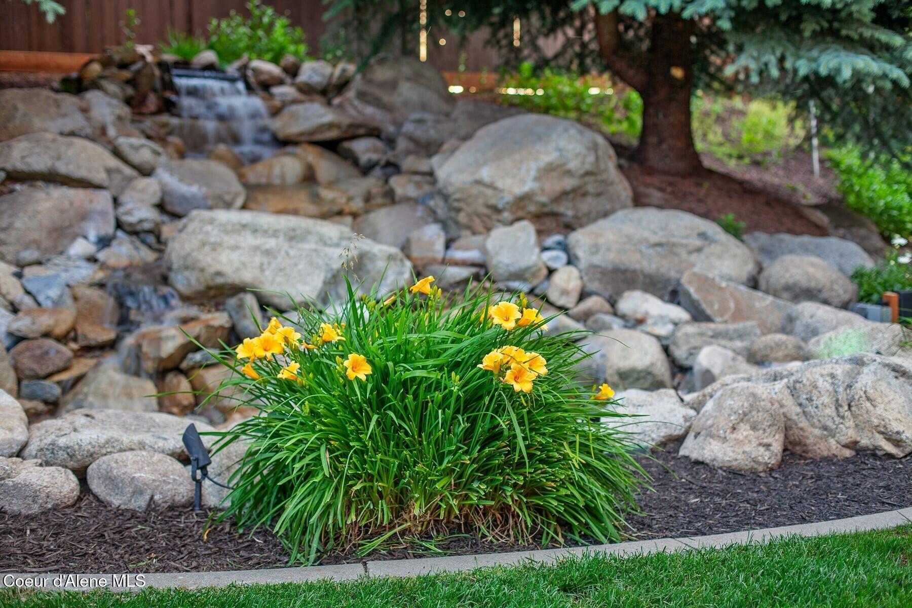 12155 N Yearling Circle