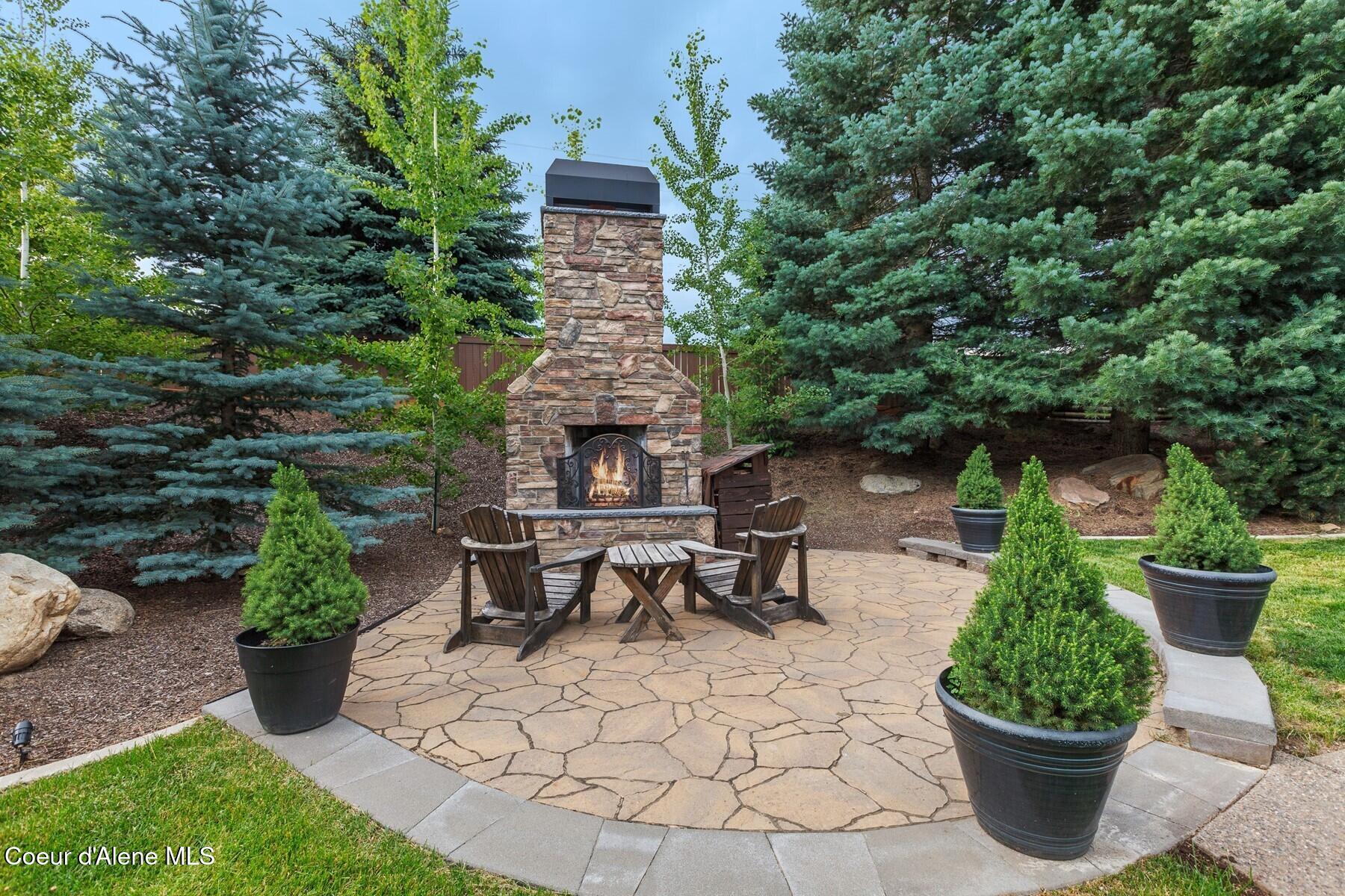 12155 N Yearling Circle