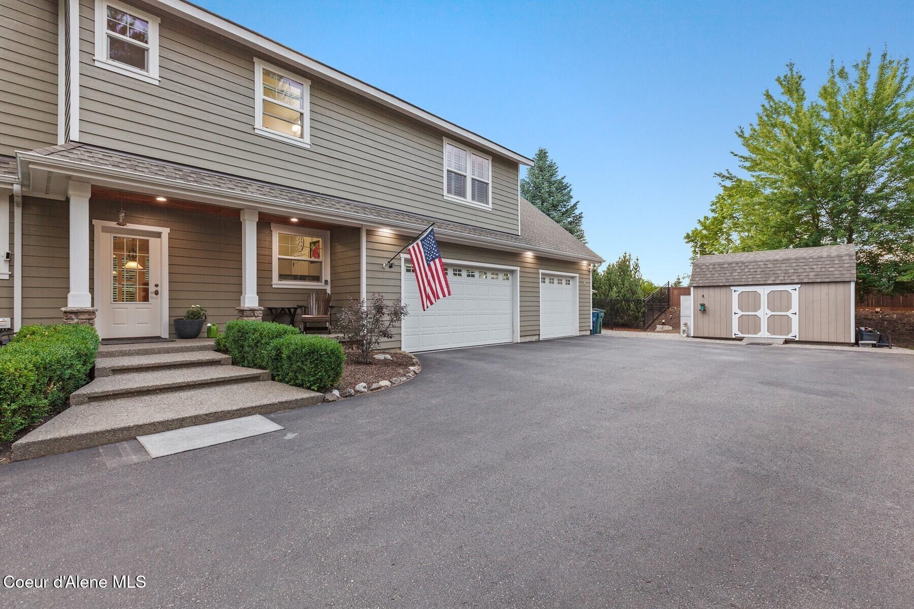 12155 N Yearling Circle