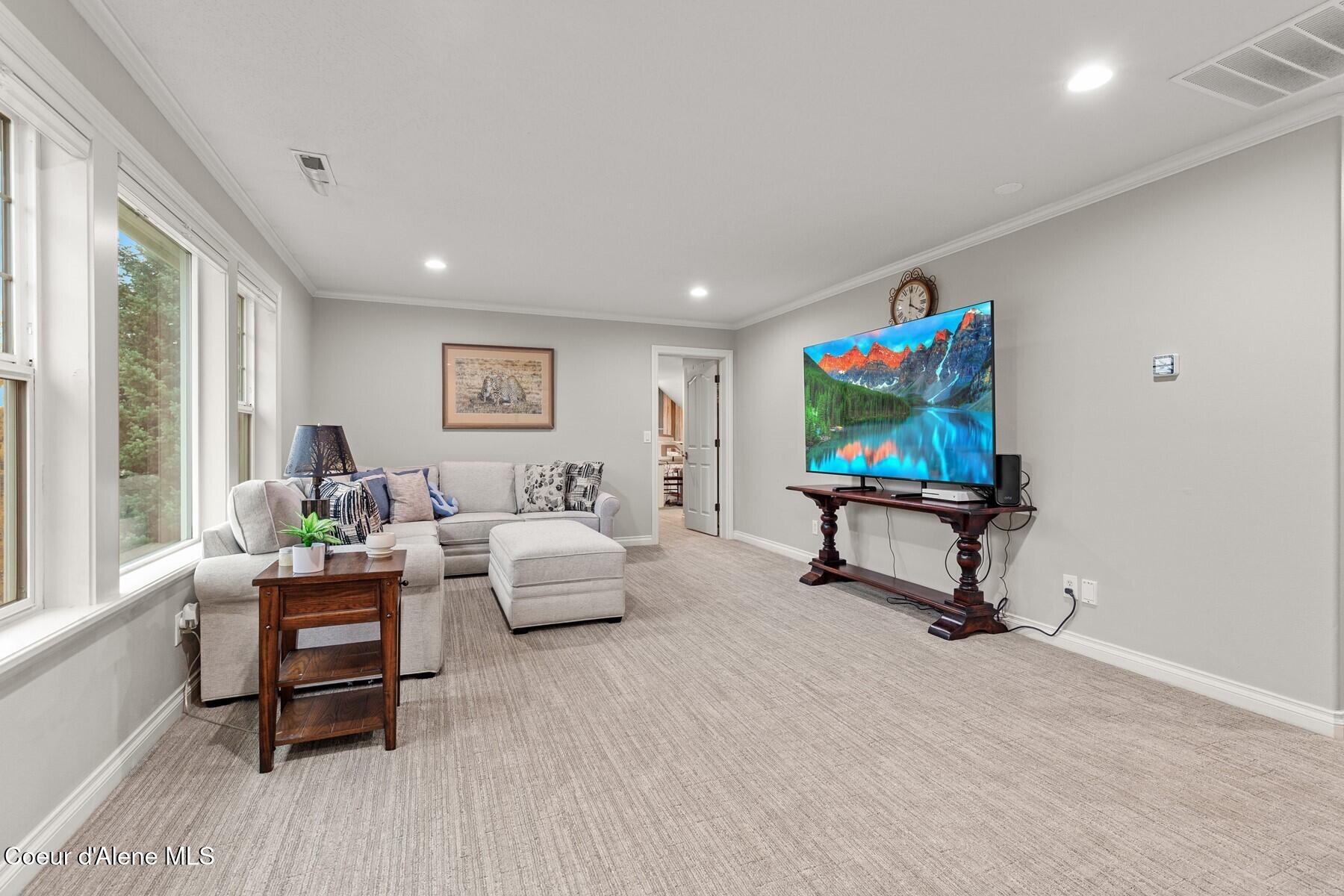 12155 N Yearling Circle