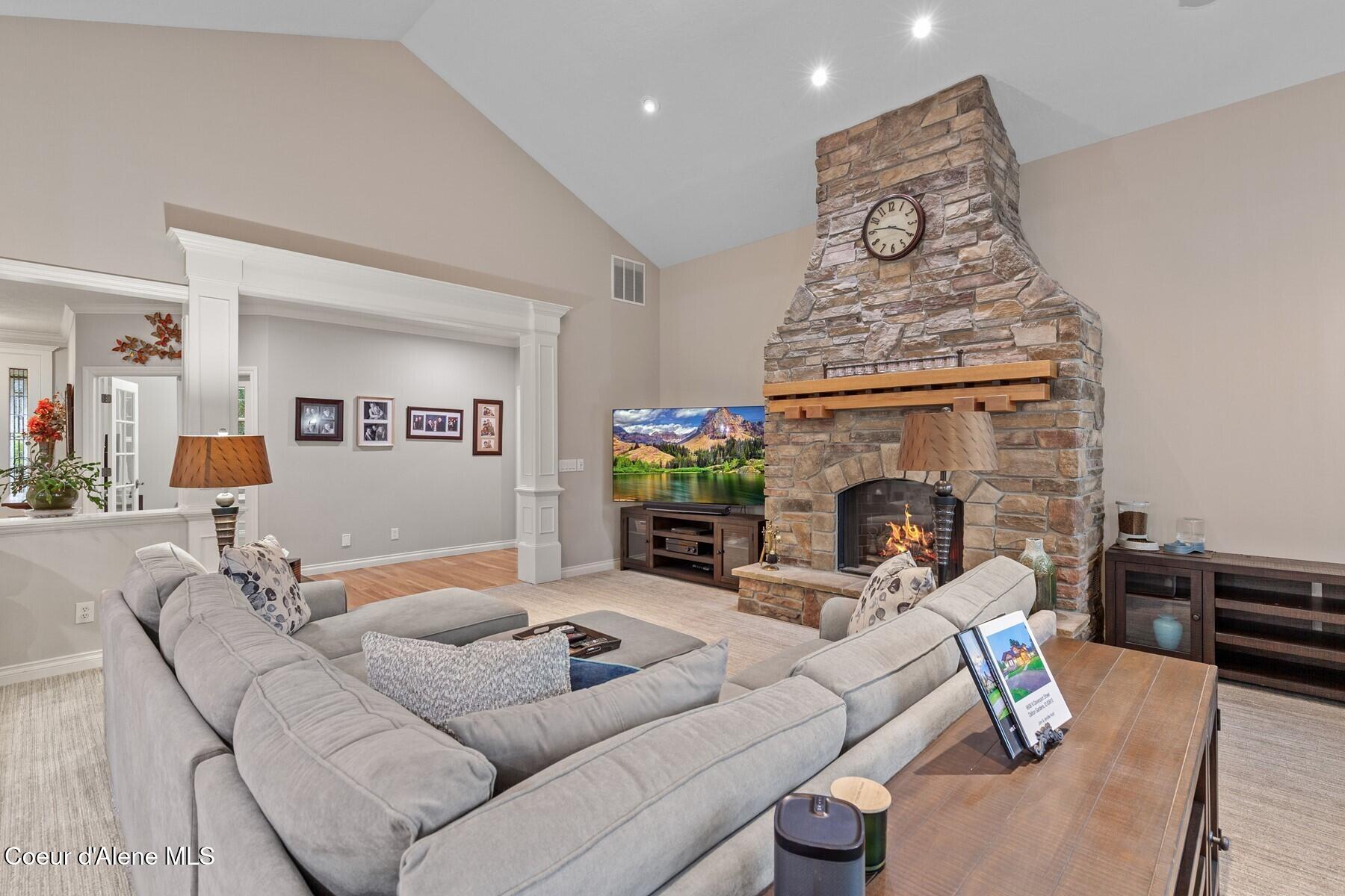 12155 N Yearling Circle