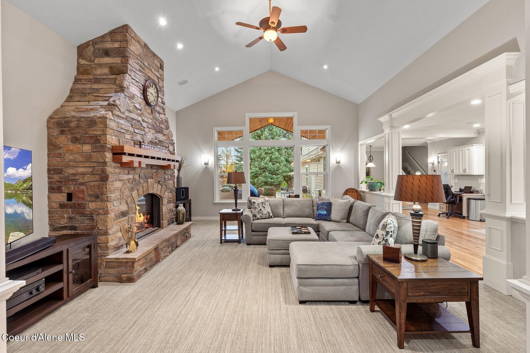 12155 N Yearling Circle