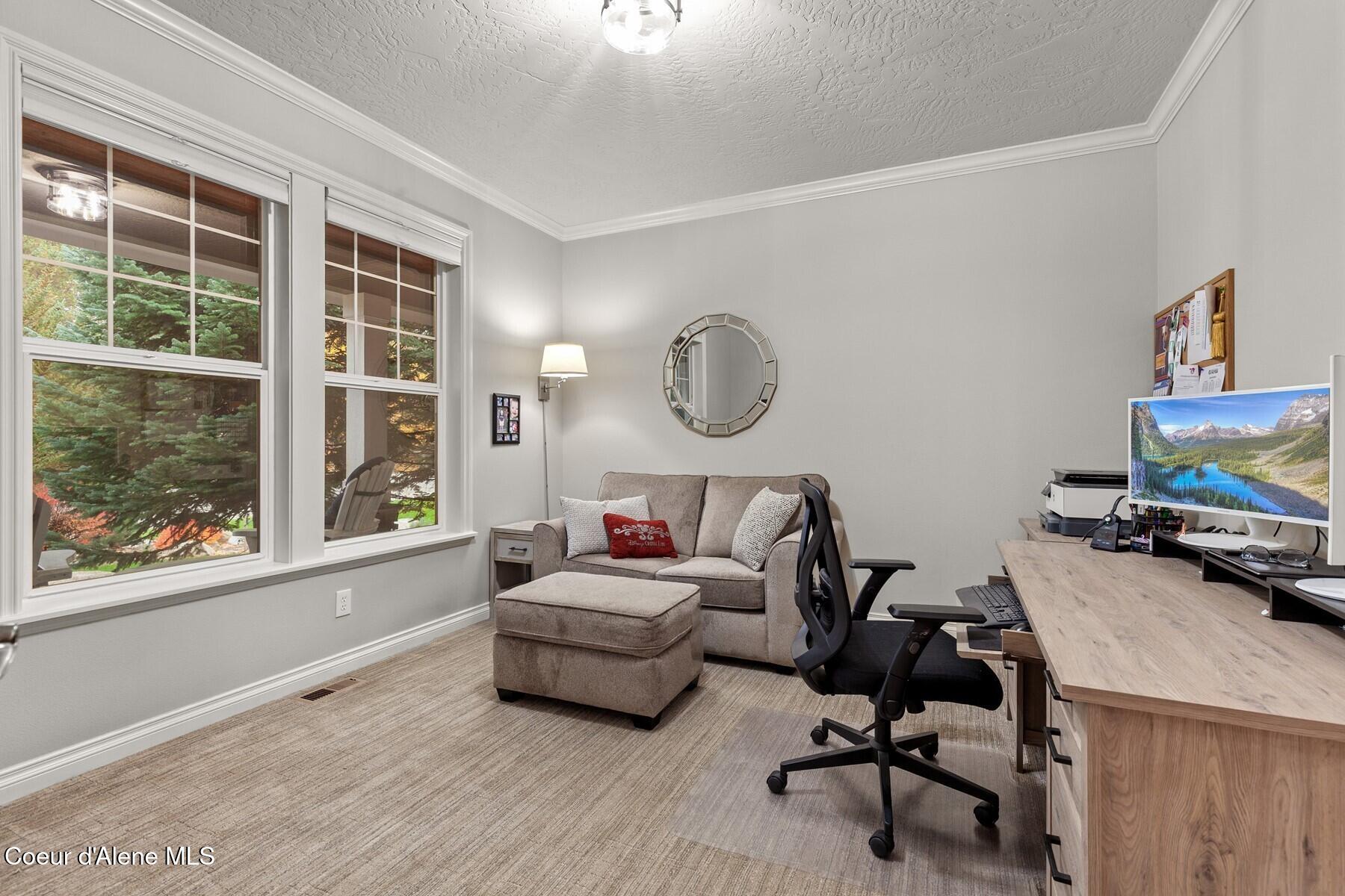 12155 N Yearling Circle