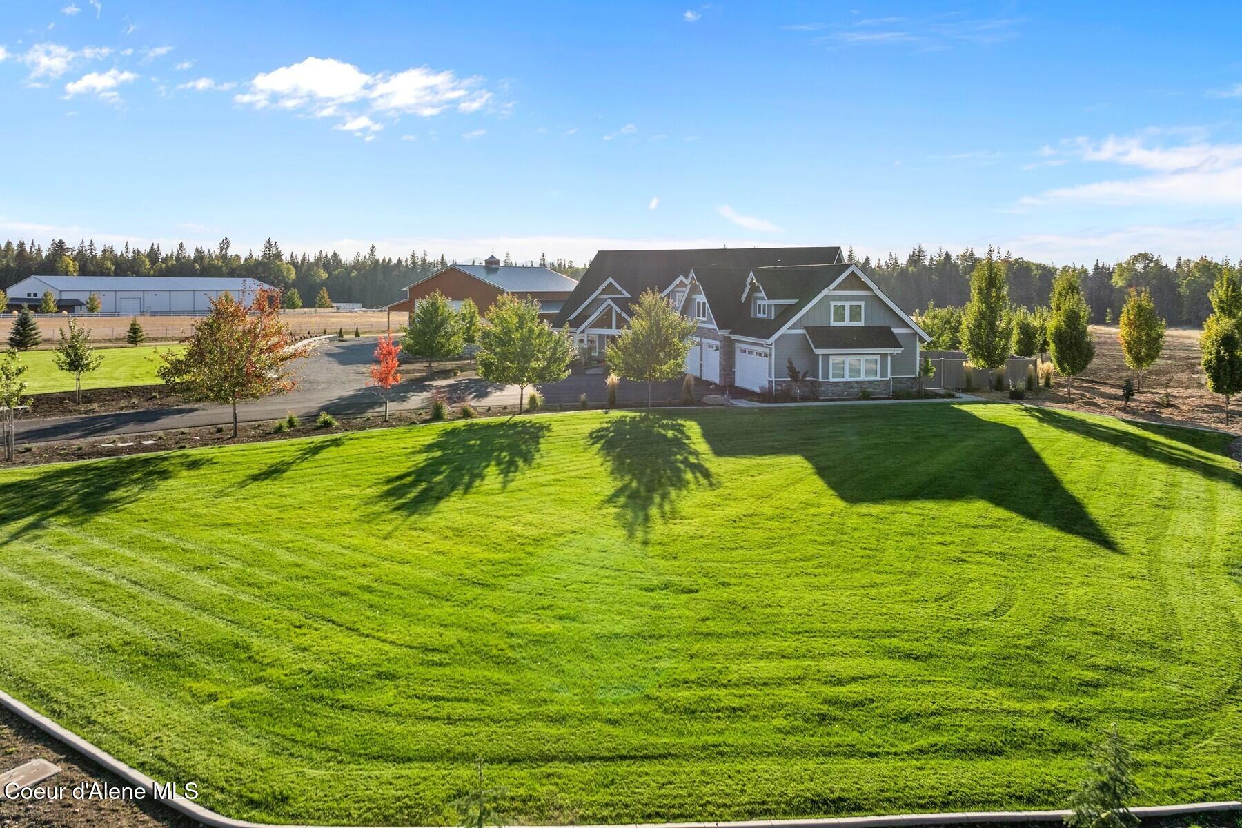 12399 N Meadow Wood Ln