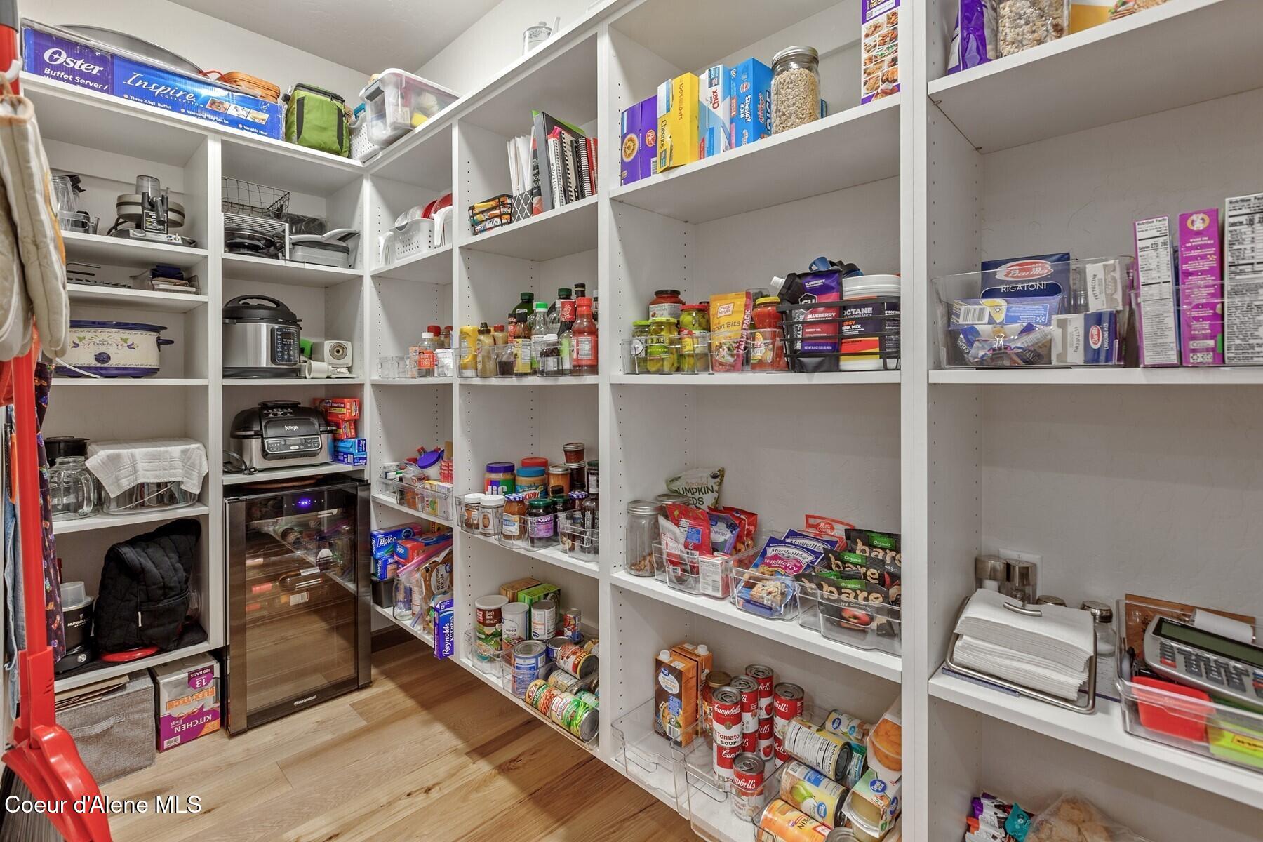 12399 N Meadow Wood Ln