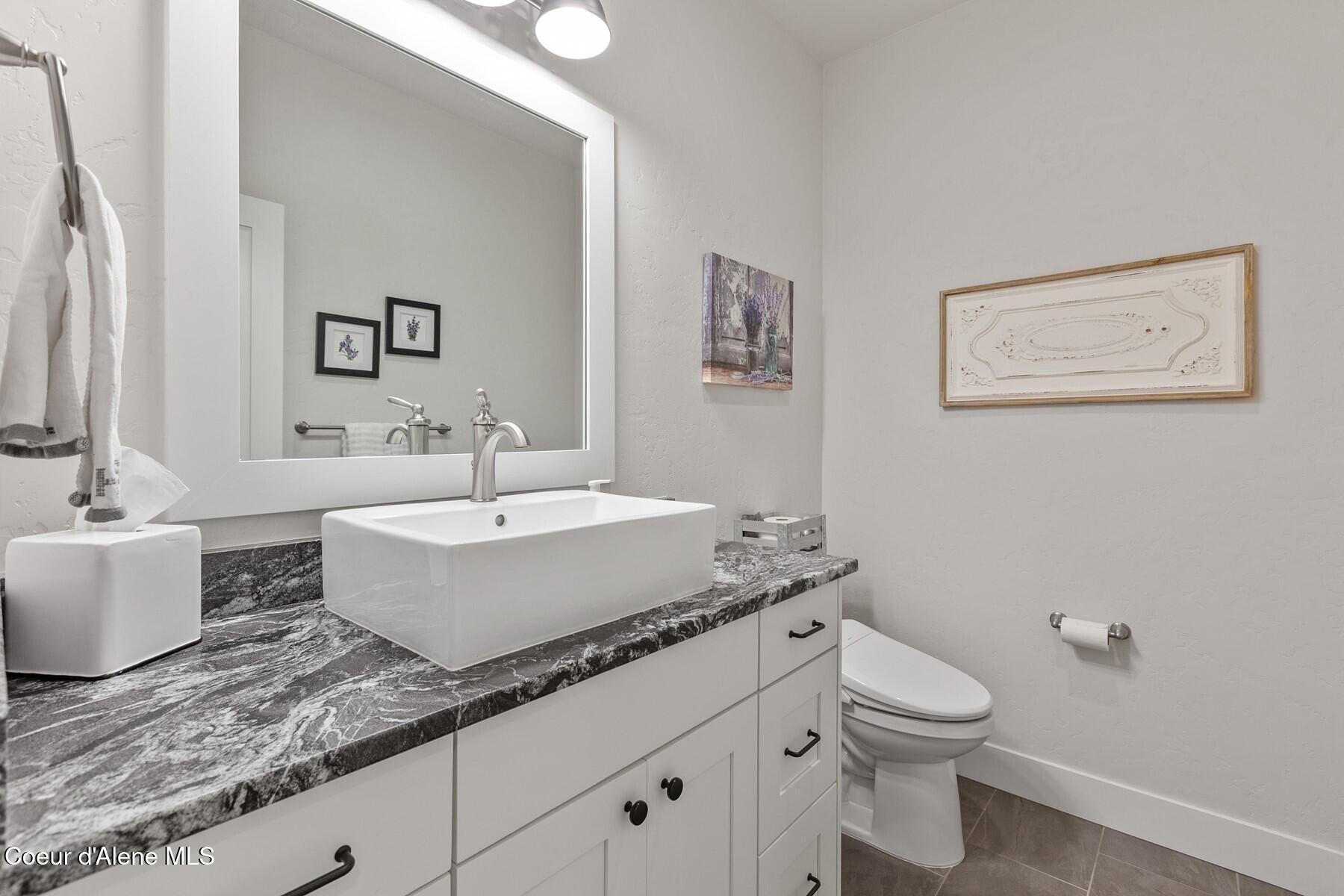 12399 N Meadow Wood Ln