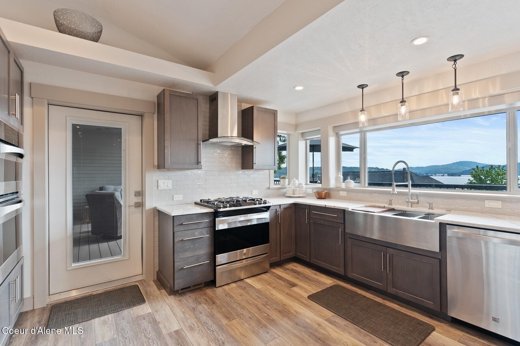 2406 S Silver Beach Rd, Coeur d'Alene