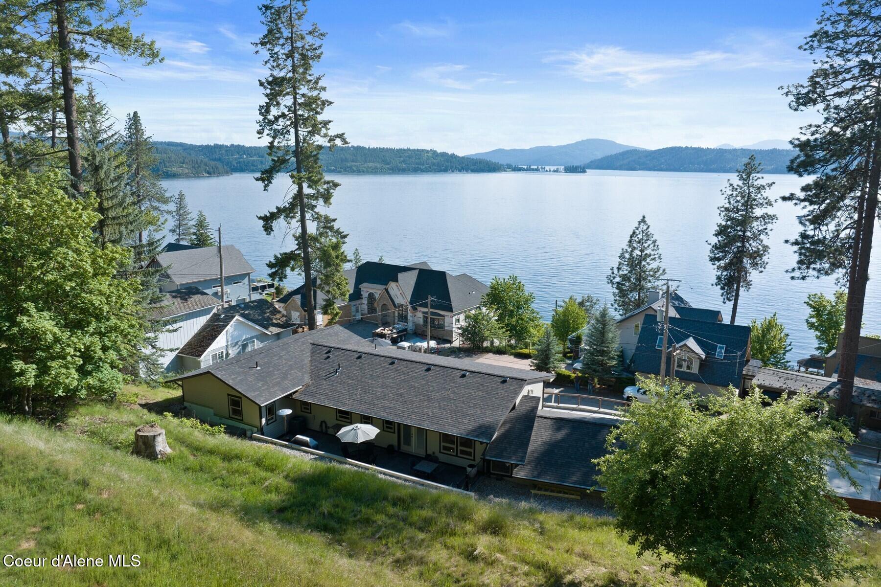 2406 S Silver Beach Rd, Coeur d'Alene