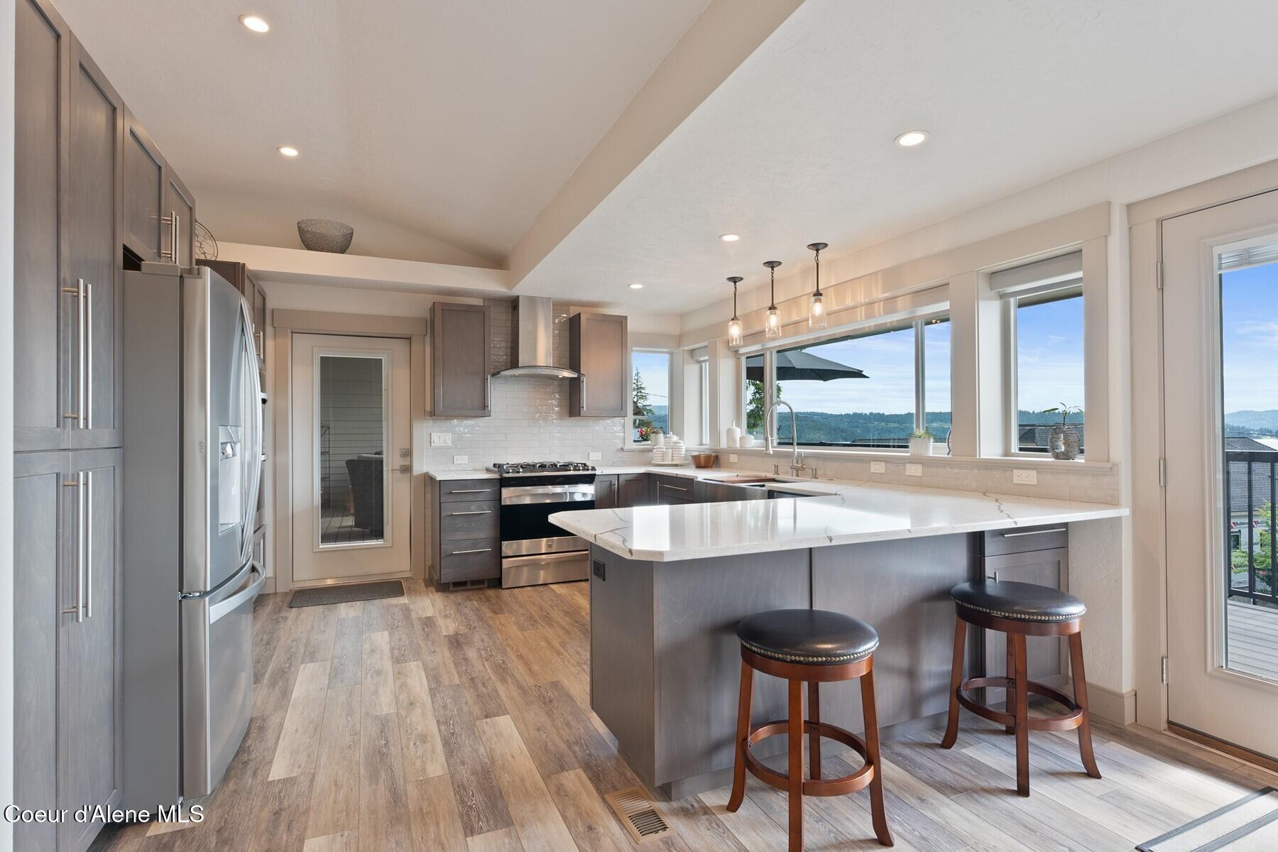 2406 S Silver Beach Rd, Coeur d'Alene