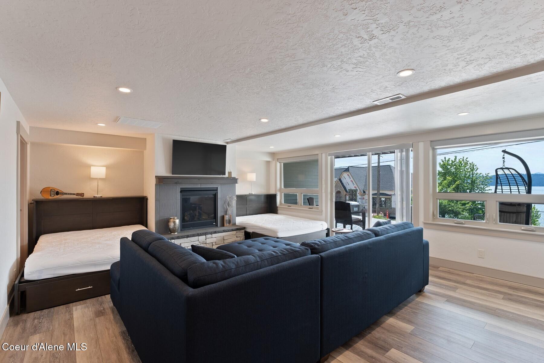 2406 S Silver Beach Rd, Coeur d'Alene