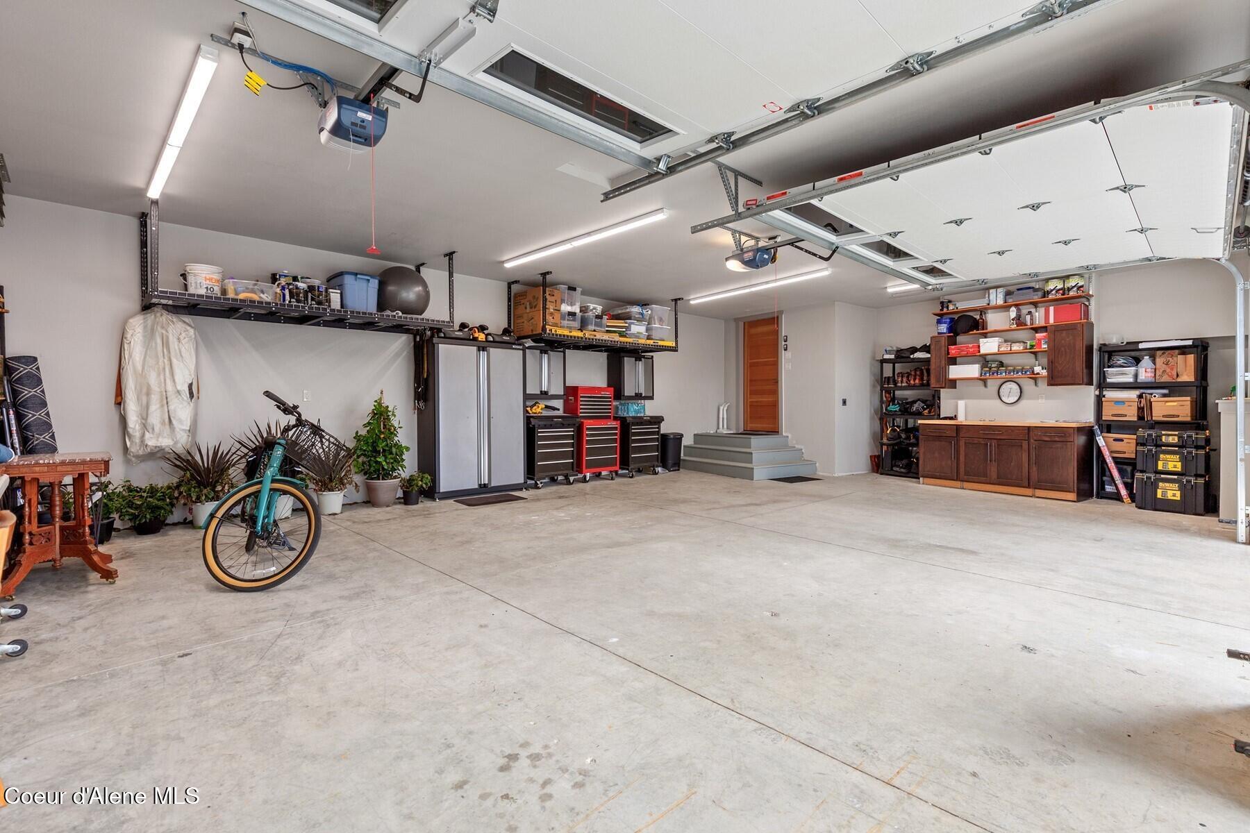 2406 S Silver Beach Rd, Coeur d'Alene