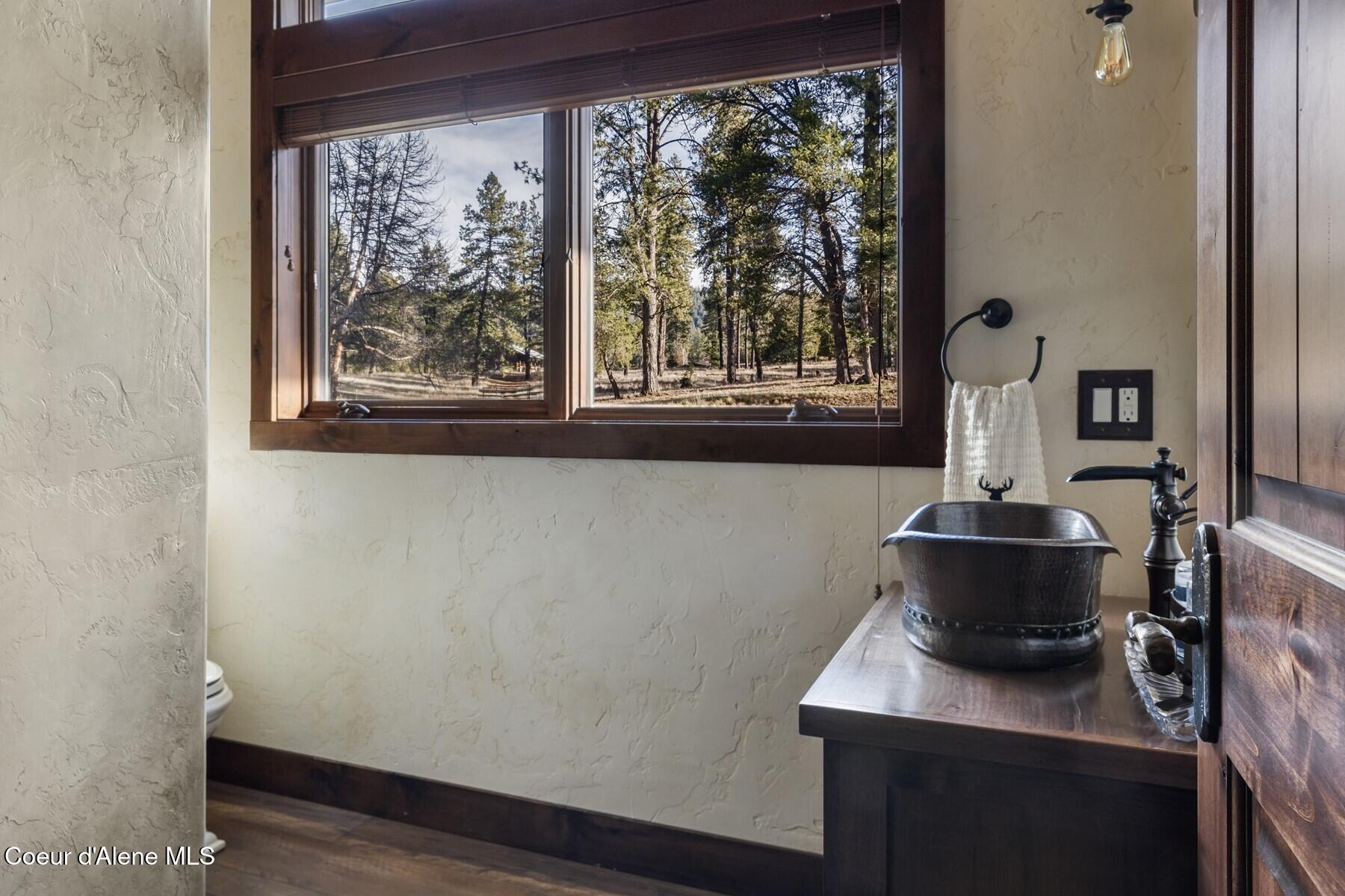 337 W Coon Creek Road