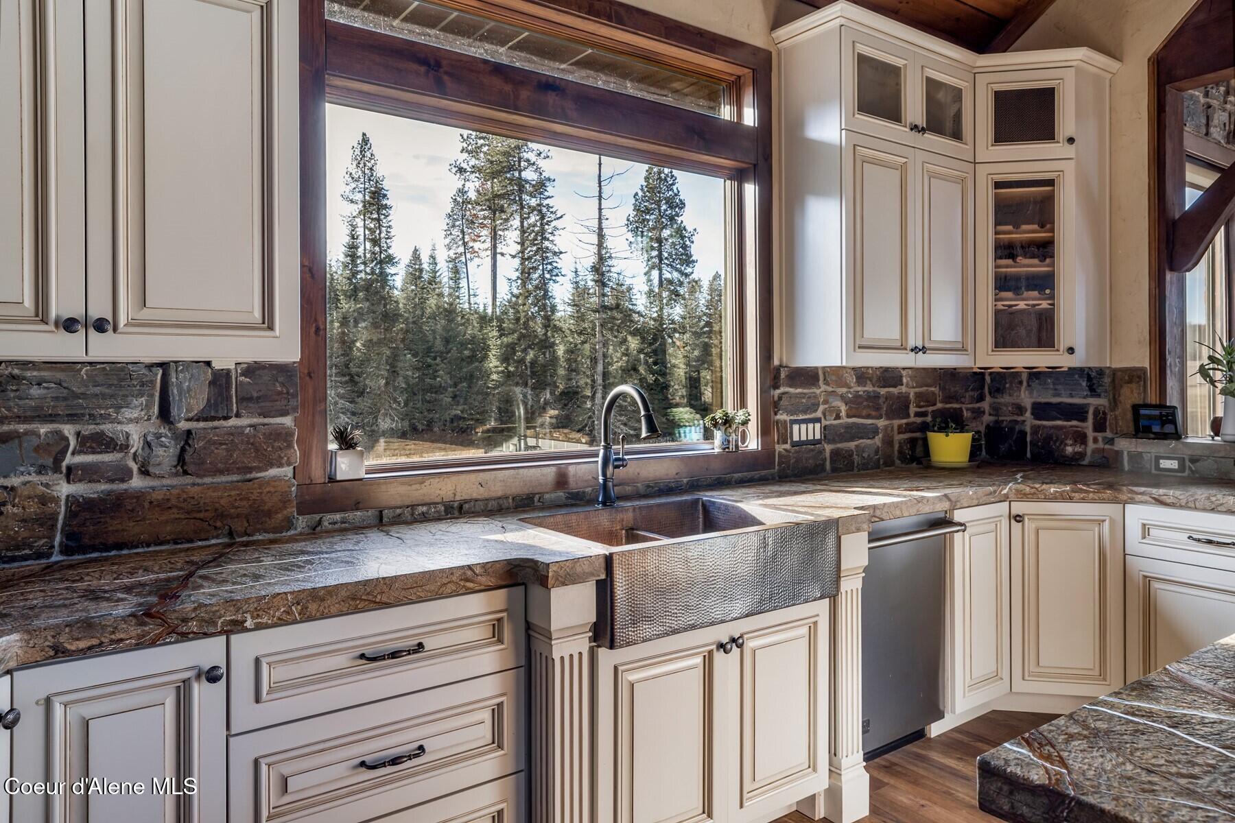 337 W Coon Creek Road