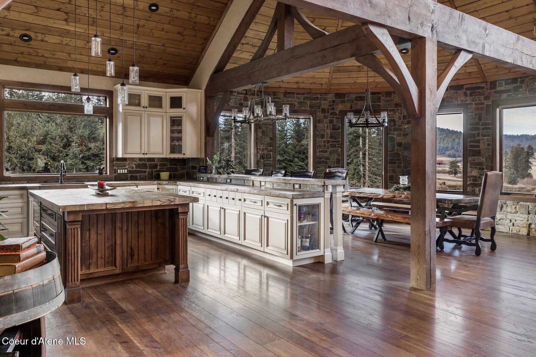 337 W Coon Creek Road