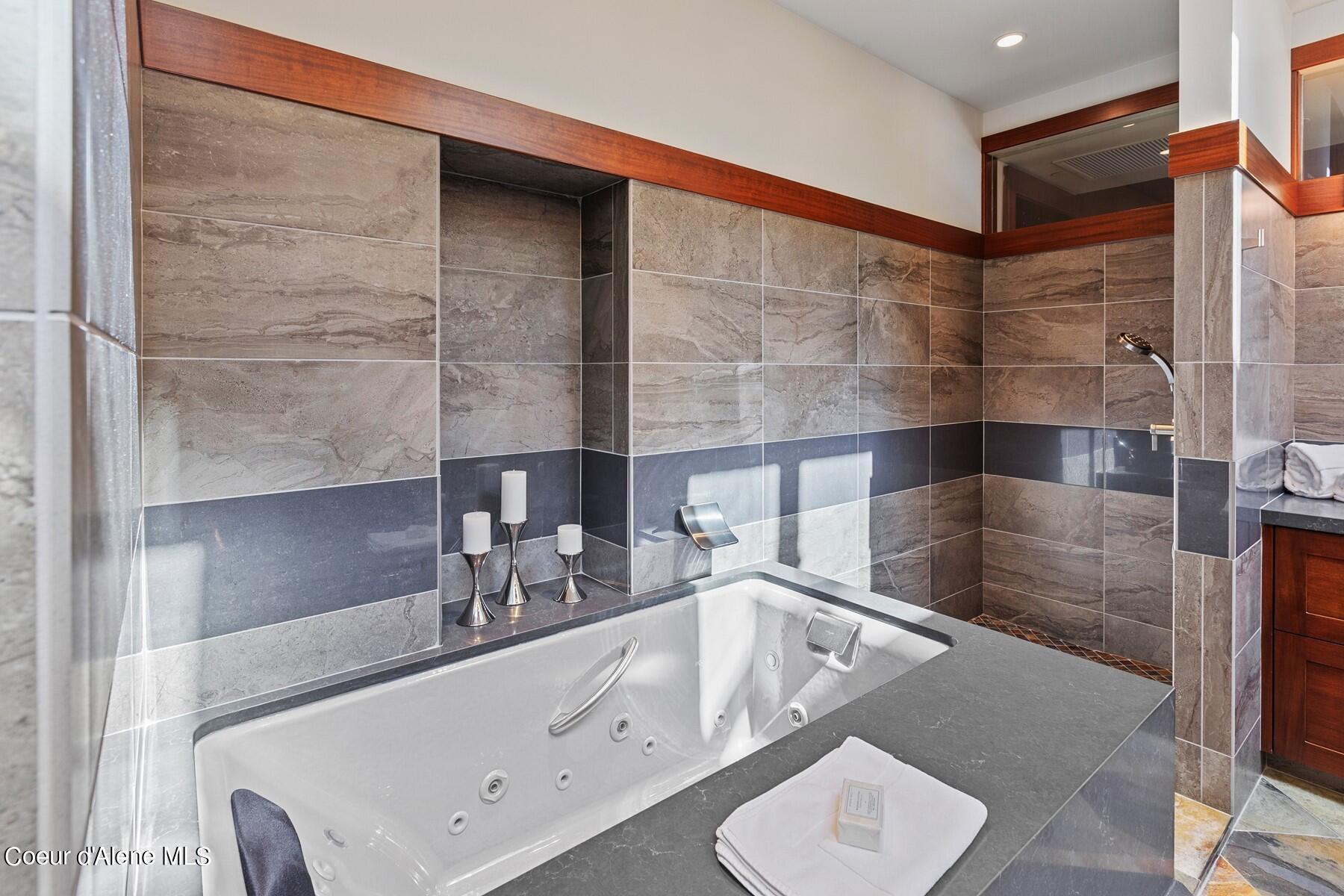 2051 S Island Green Dr