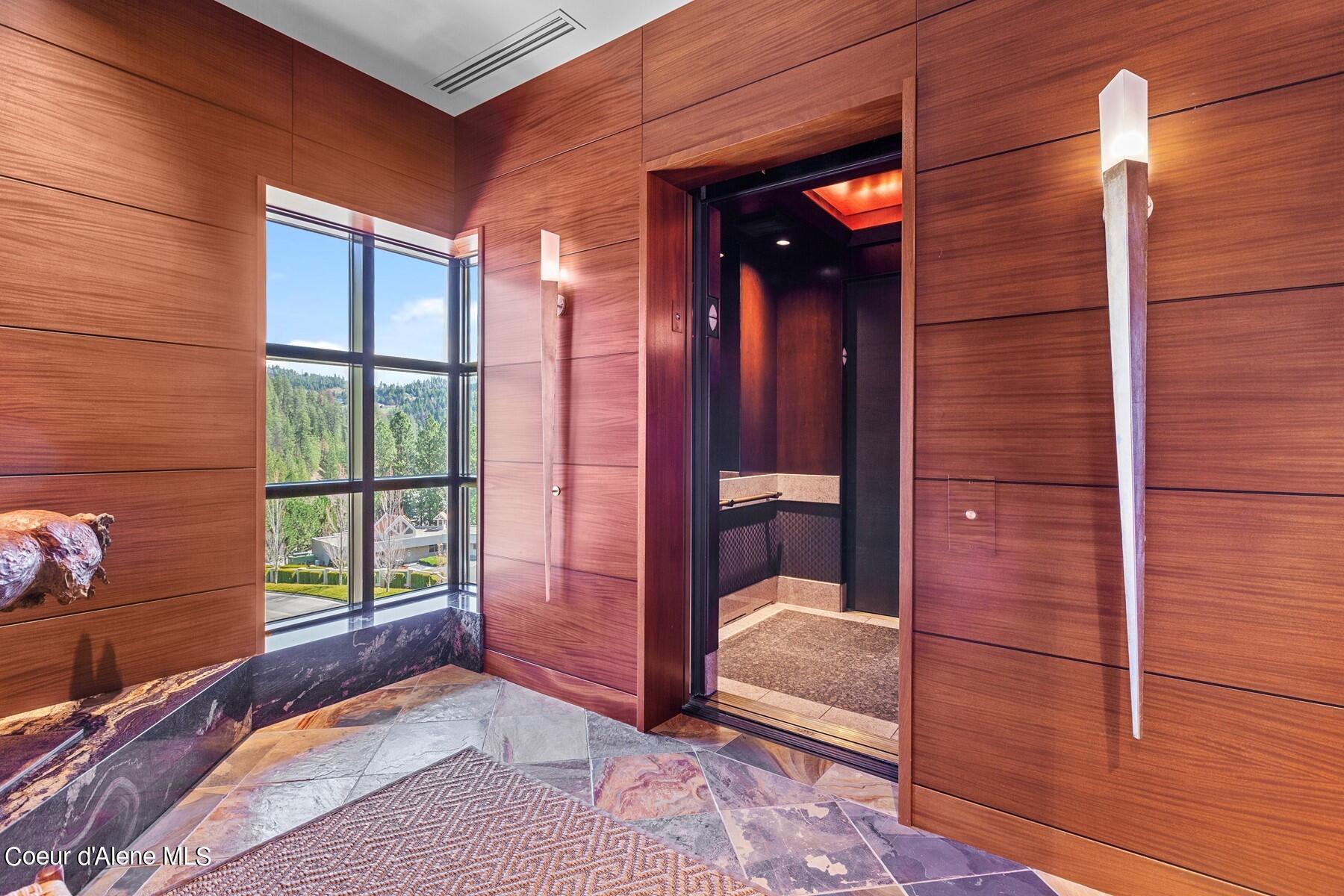 2051 S Island Green Dr