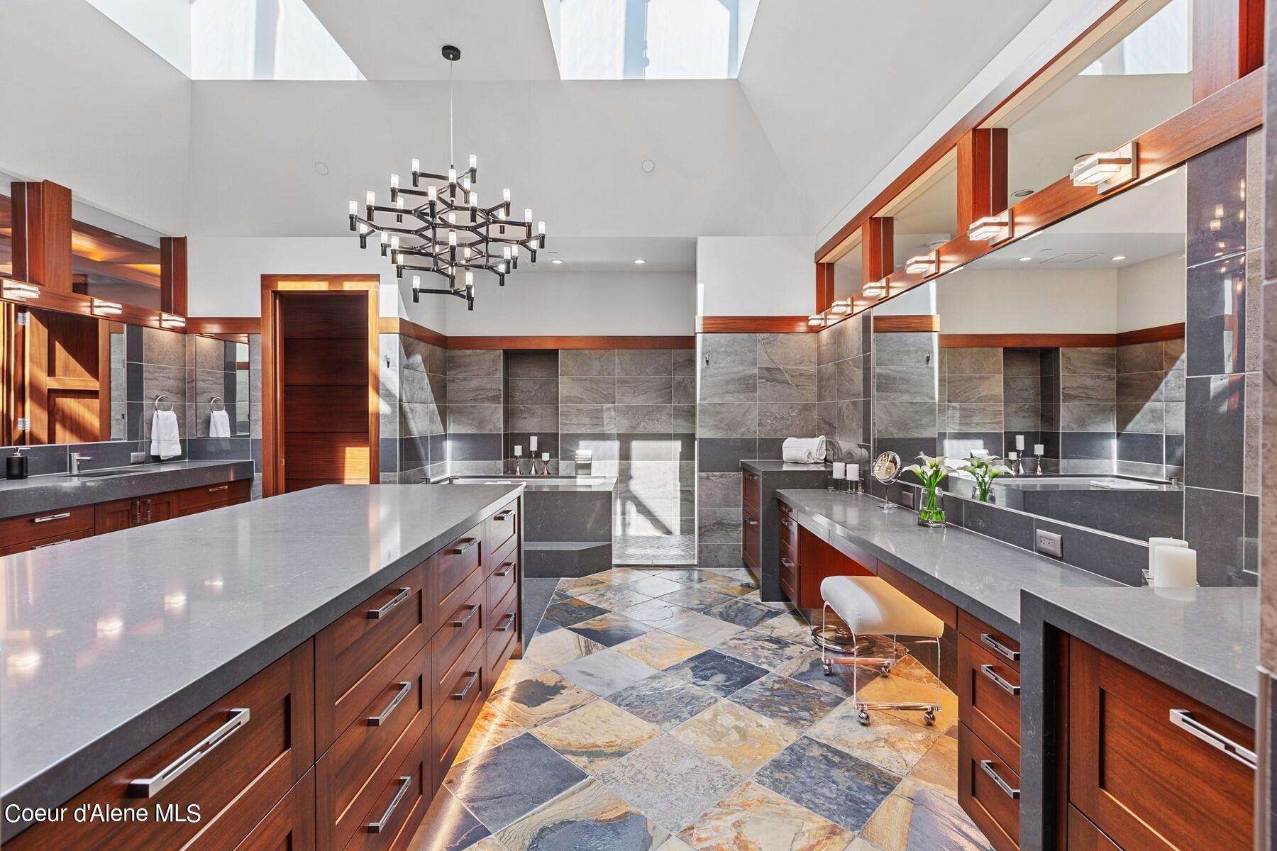 2051 S Island Green Dr