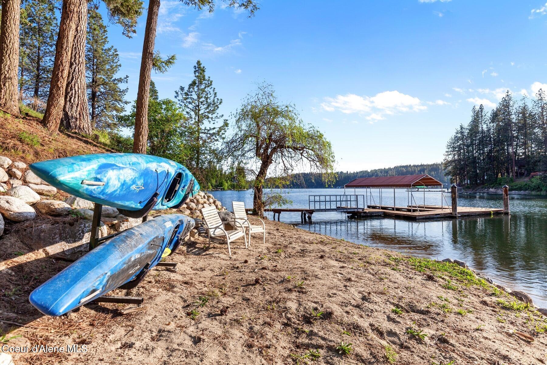 14318 N Waters Edge Ct