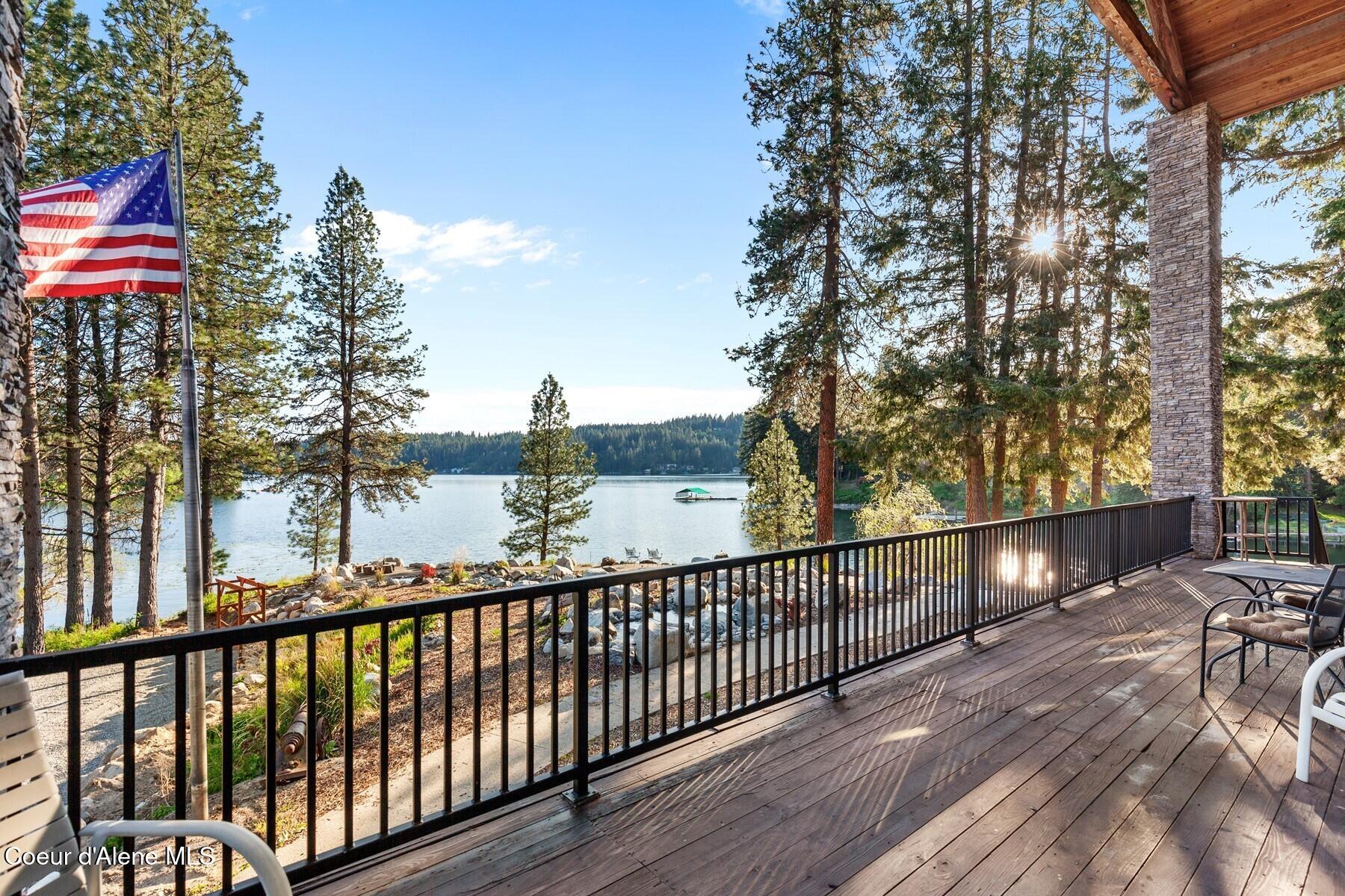 14318 N Waters Edge Ct