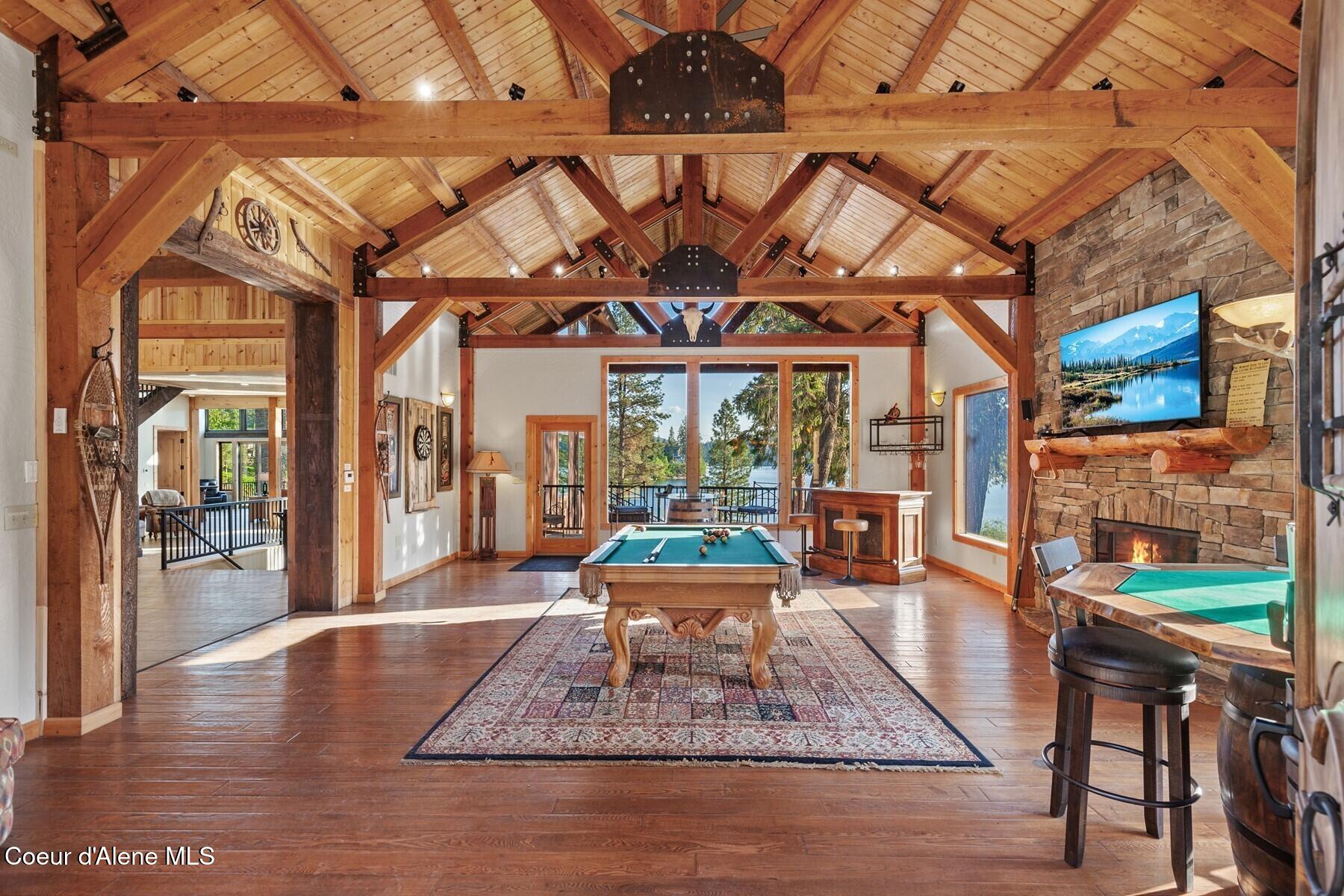 14318 N Waters Edge Ct