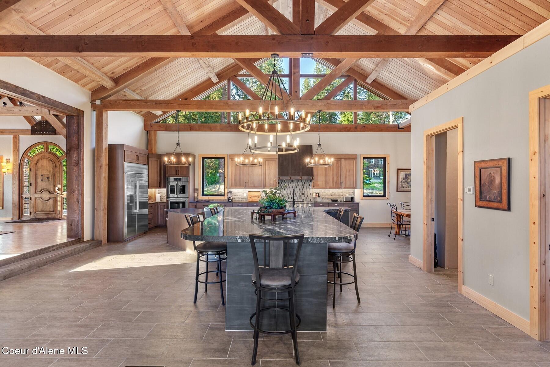 14318 N Waters Edge Ct