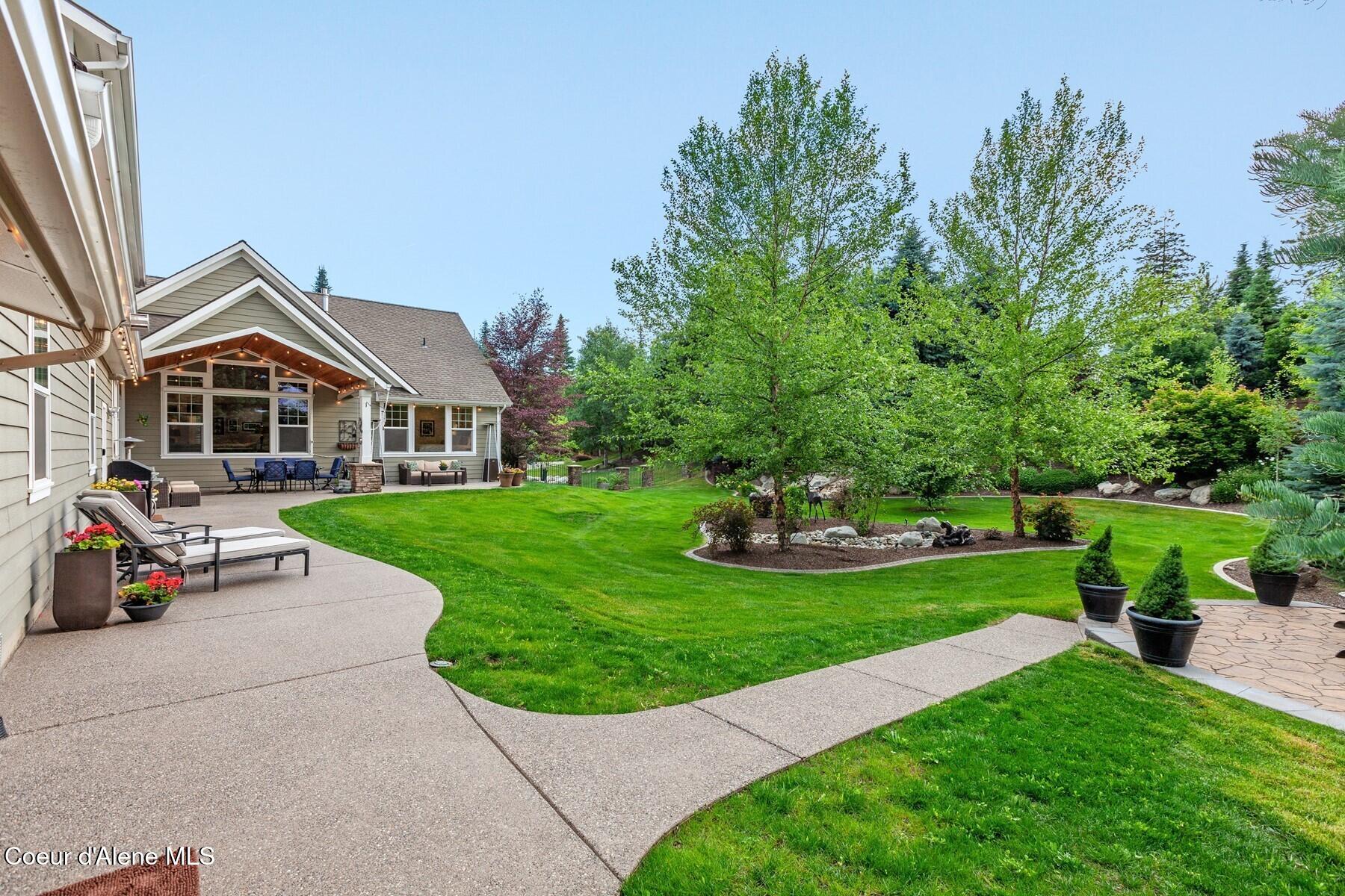 12155 N Yearling Circle