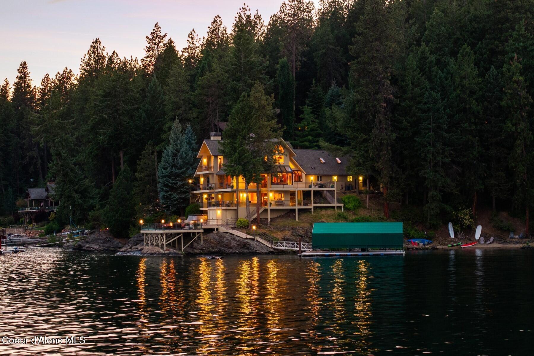 1750 W Valhalla Rd