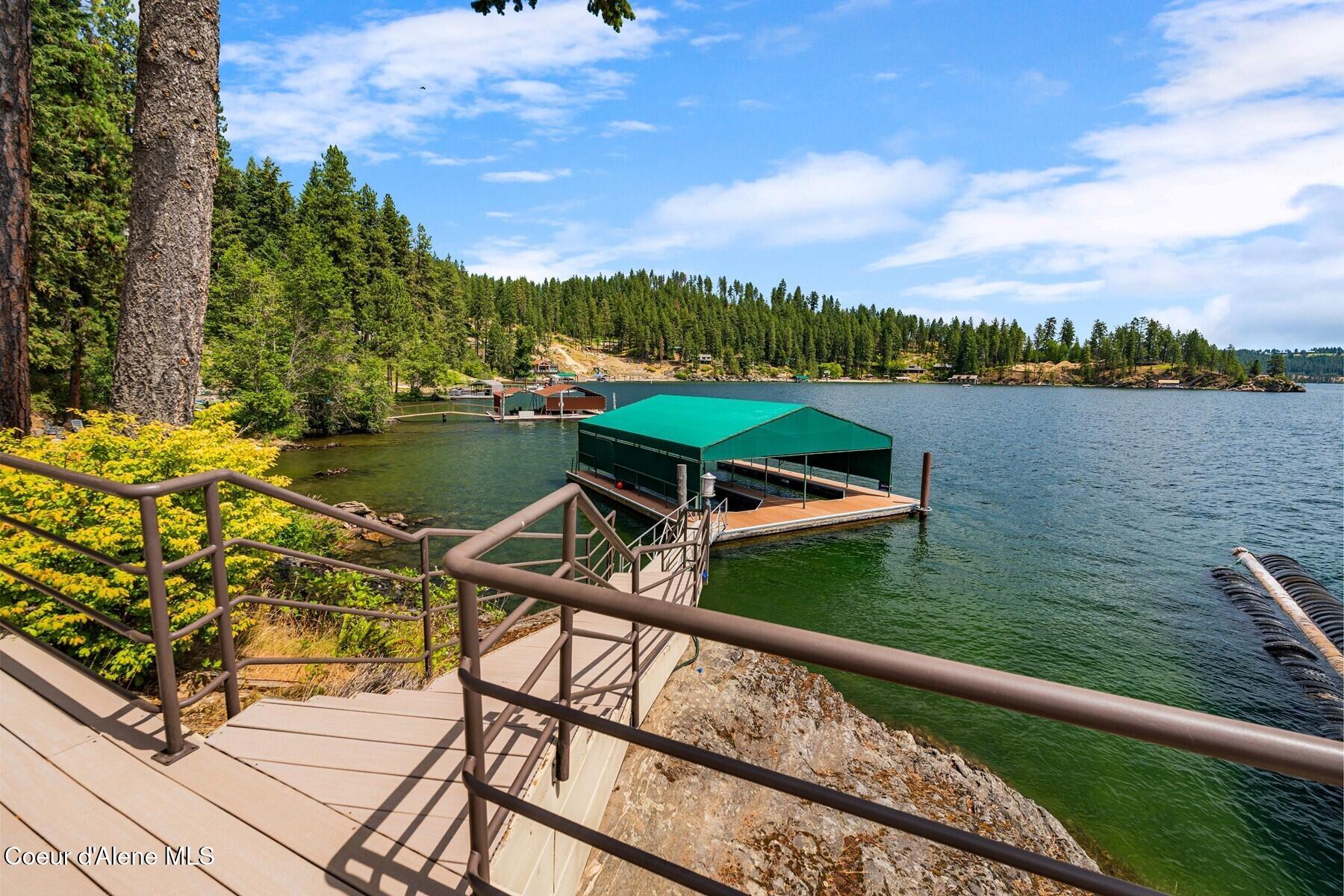 1750 W Valhalla Rd