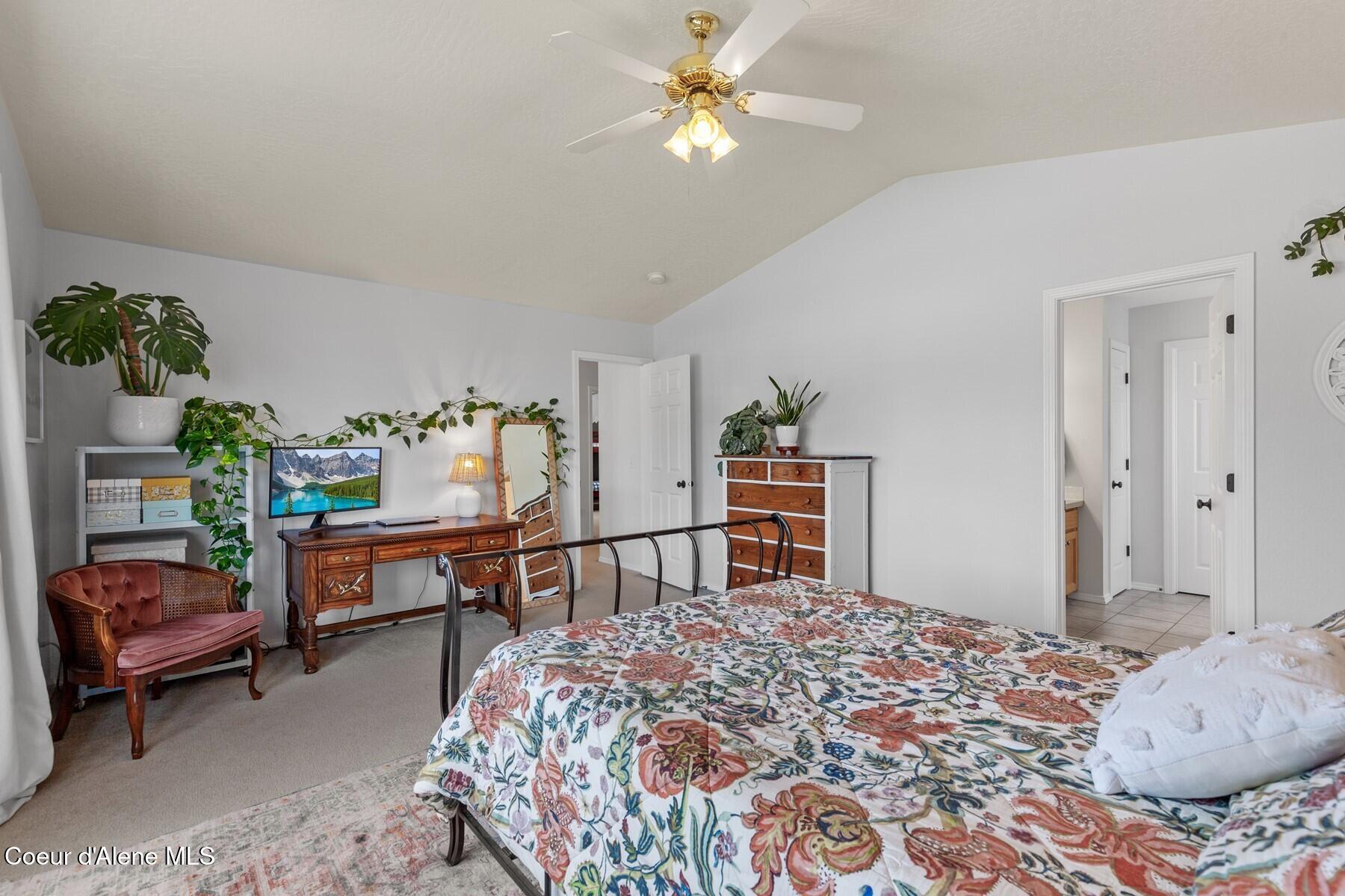 9178 N Entiate Dr