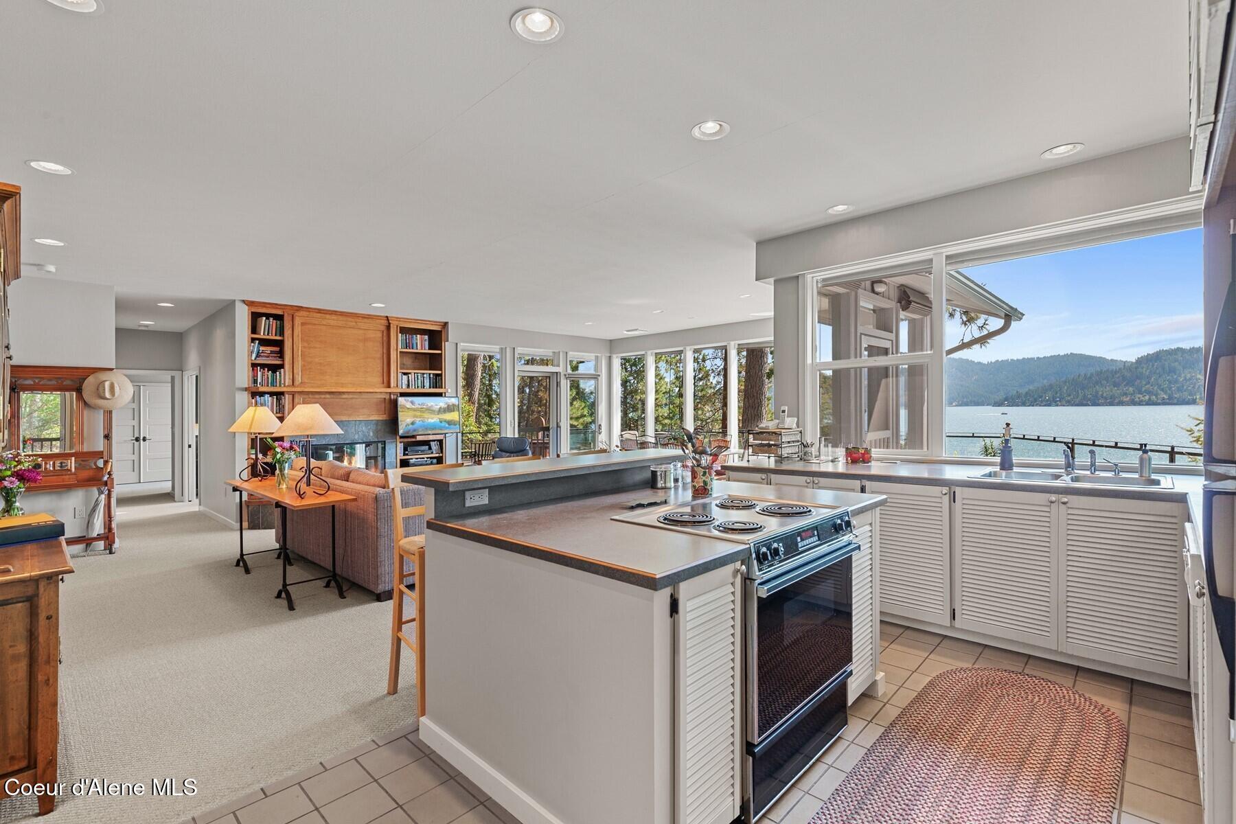 6578 W Rockford Bay Rd