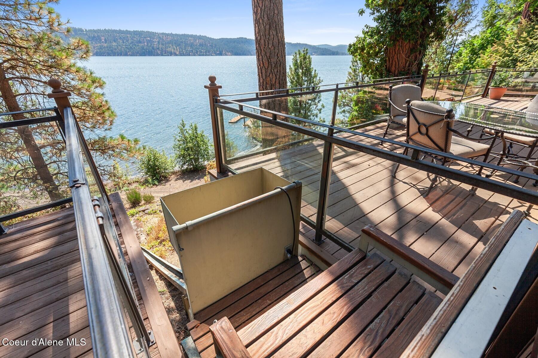 6578 W Rockford Bay Rd