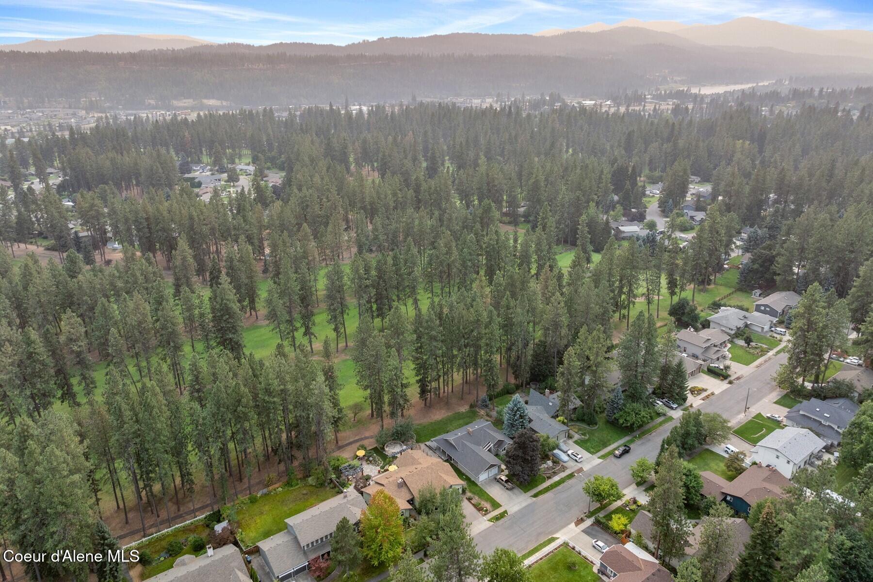 3867 W Fairway Dr, Coeur d'Alene