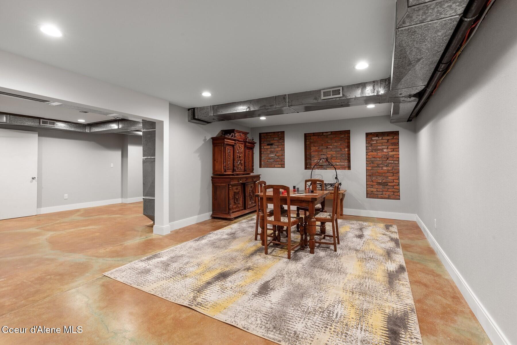 3867 W Fairway Dr, Coeur d'Alene