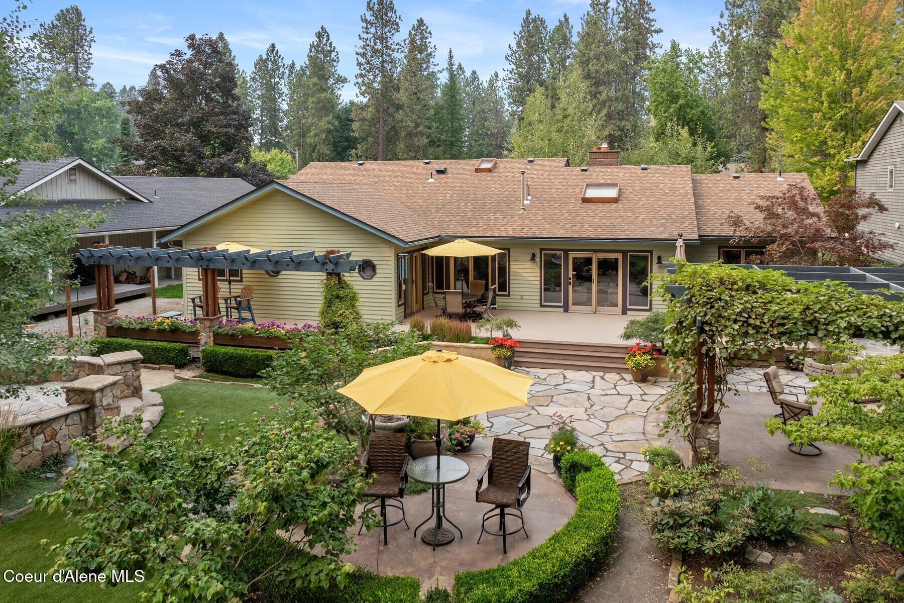 3867 W Fairway Dr, Coeur d'Alene