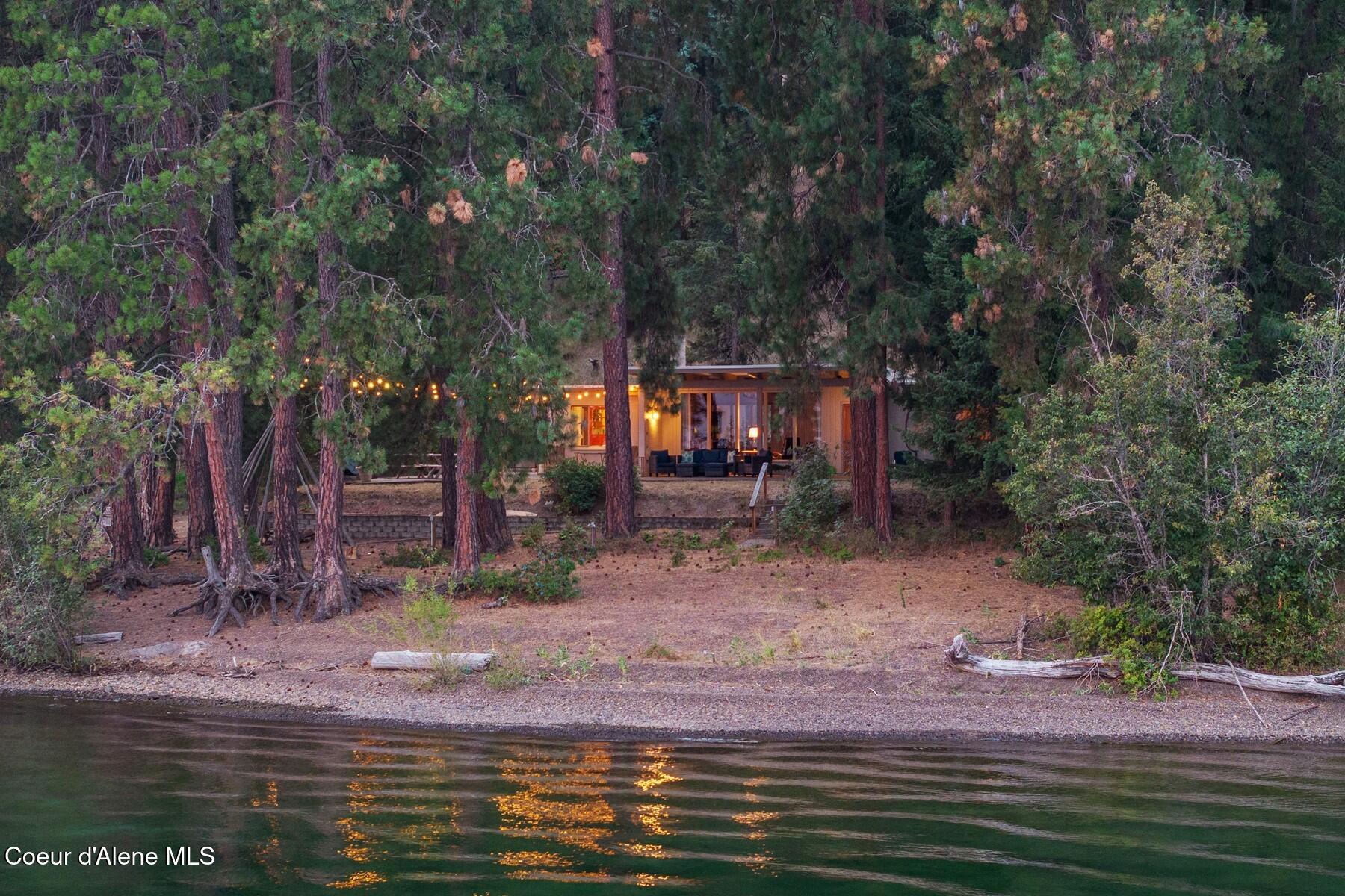 6570 W Rockford Bay Rd, Coeur d'Alene