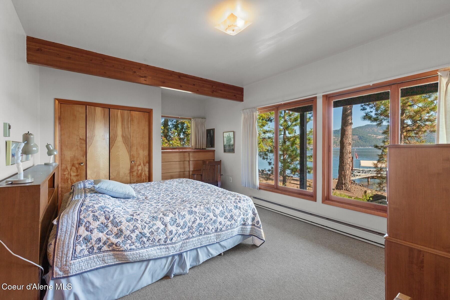 6574 W Rockford Bay Rd, Coeur d'Alene